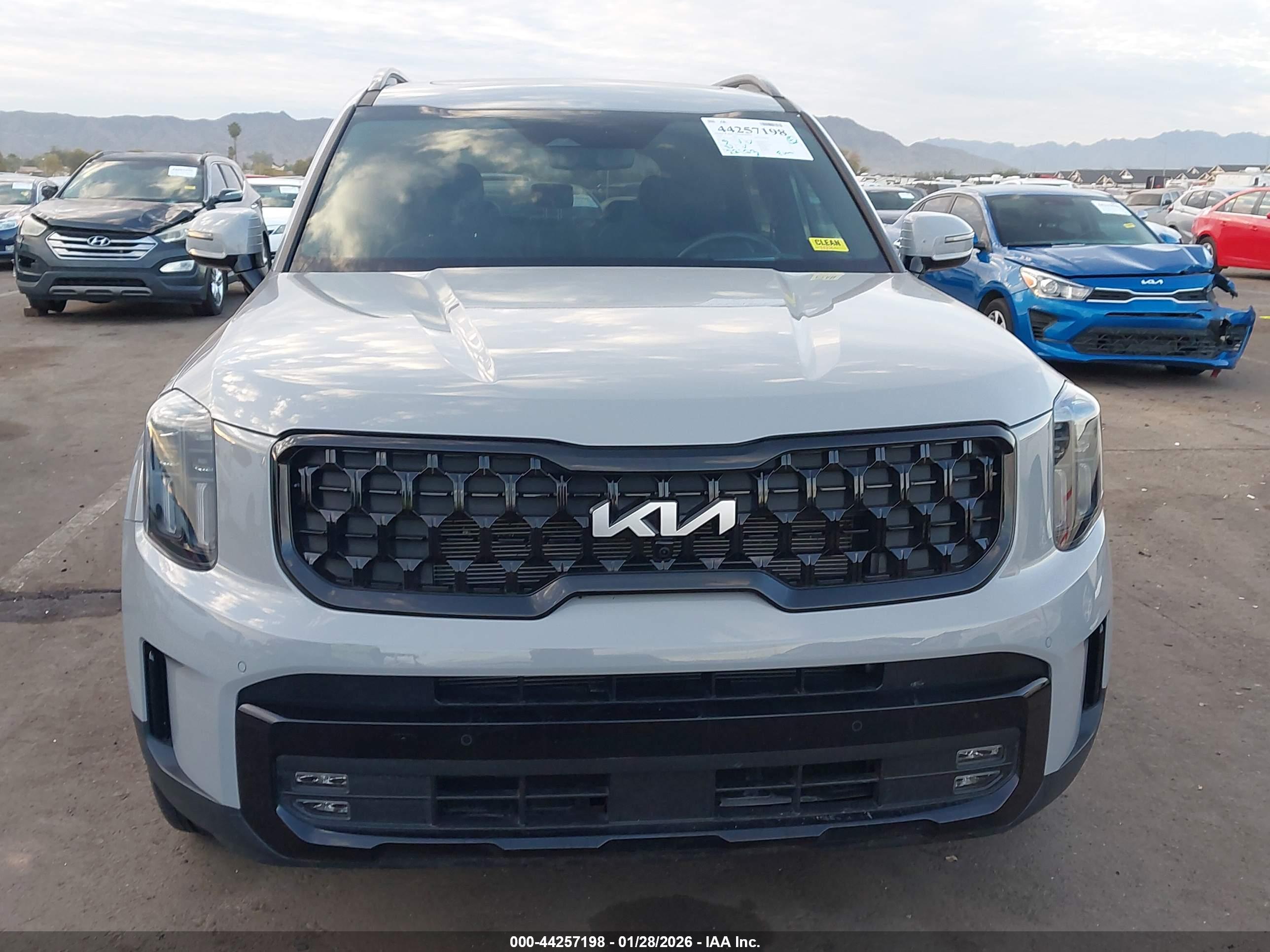 KIA TELLURIDE image 6