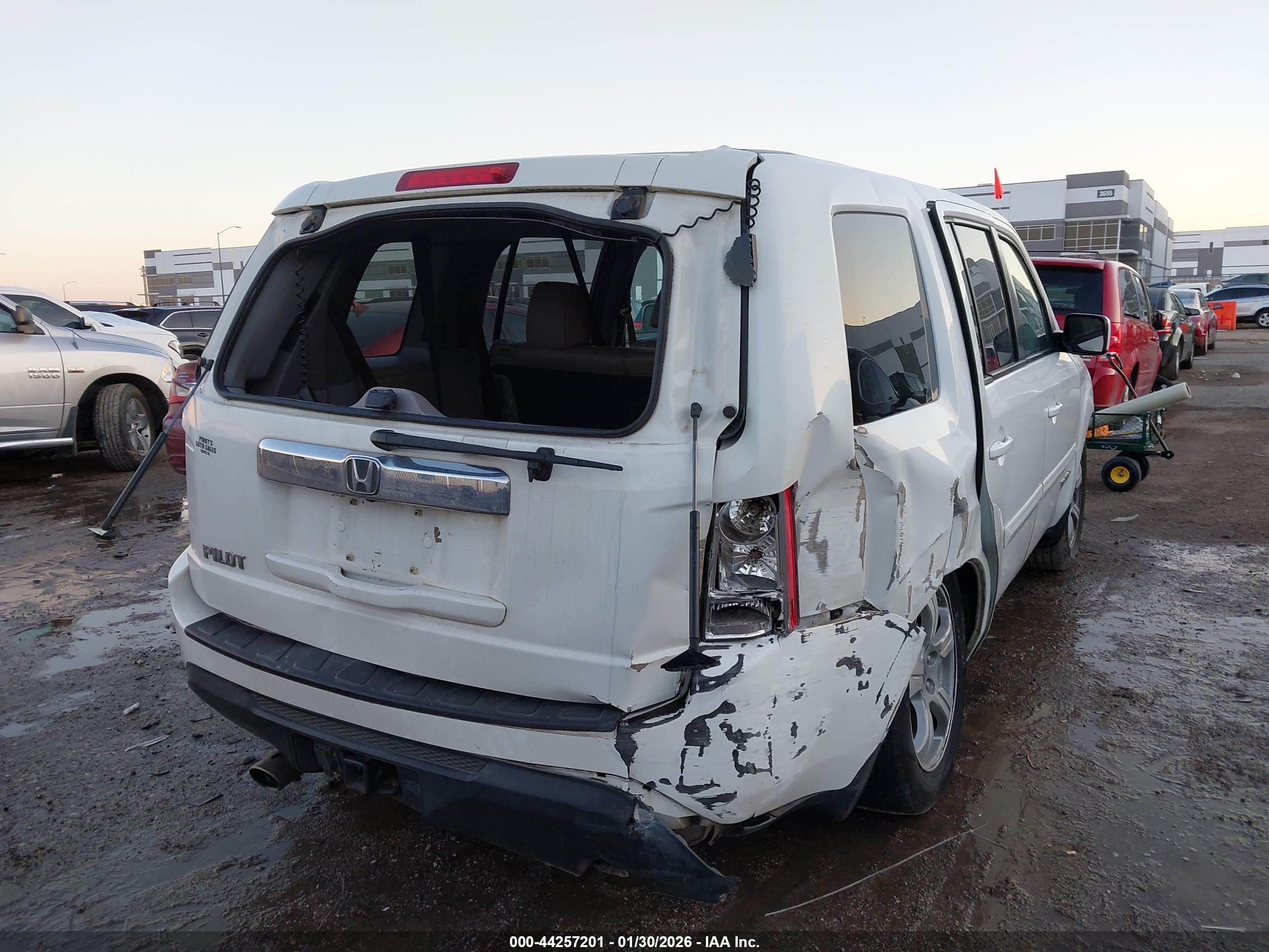 HONDA PILOT image 4