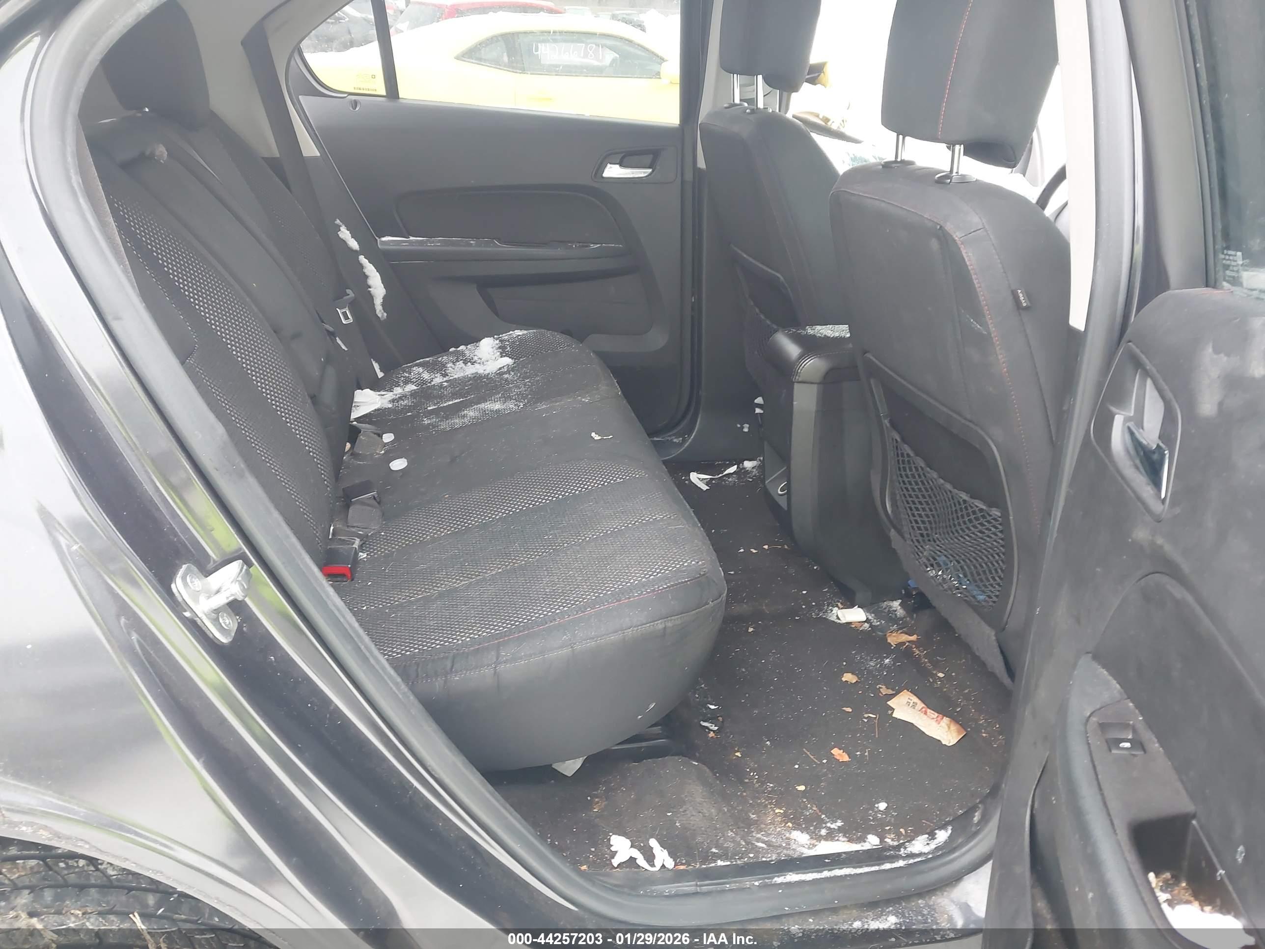 CHEVROLET EQUINOX image 8