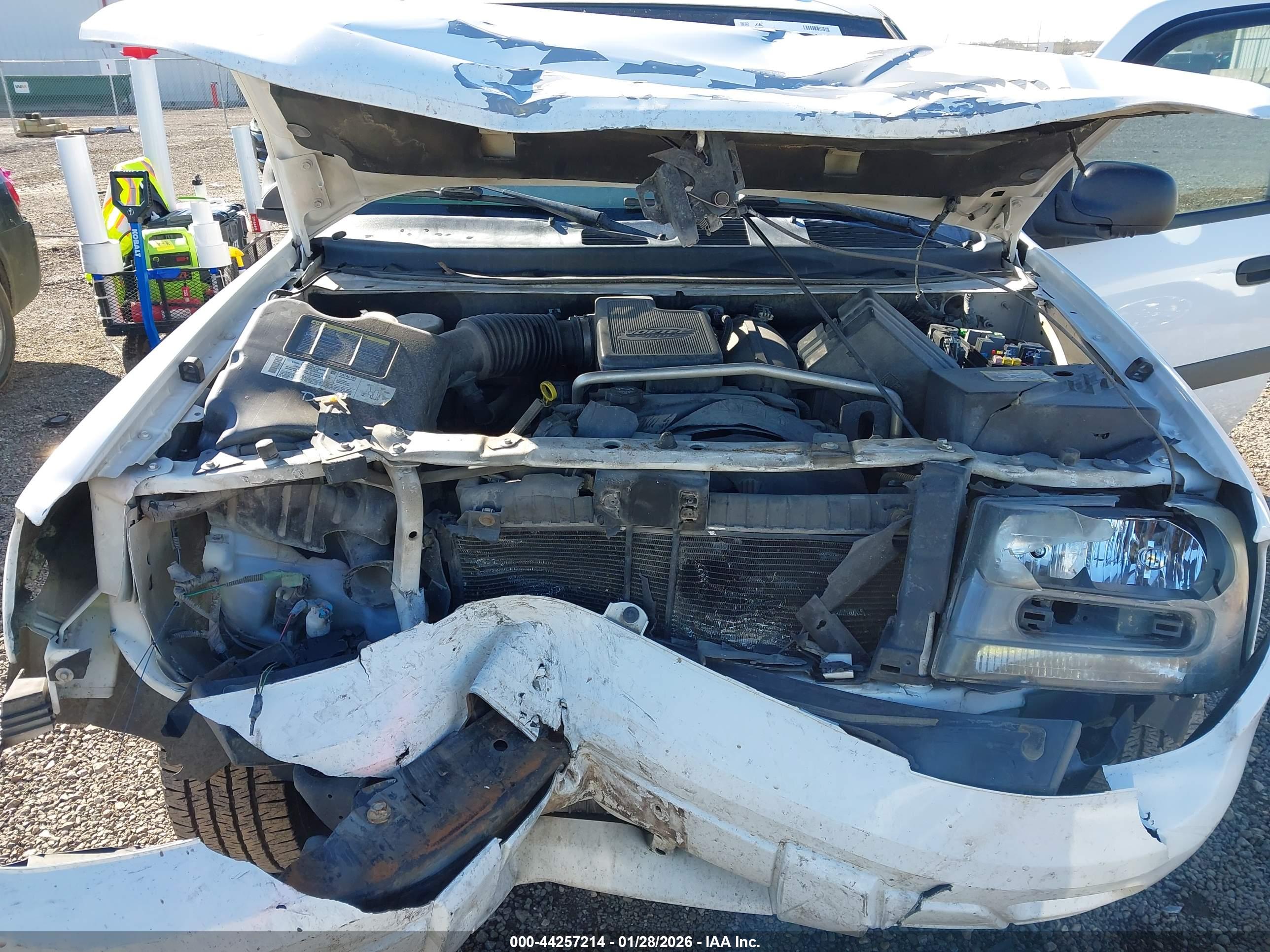 CHEVROLET TRAILBLAZER image 10