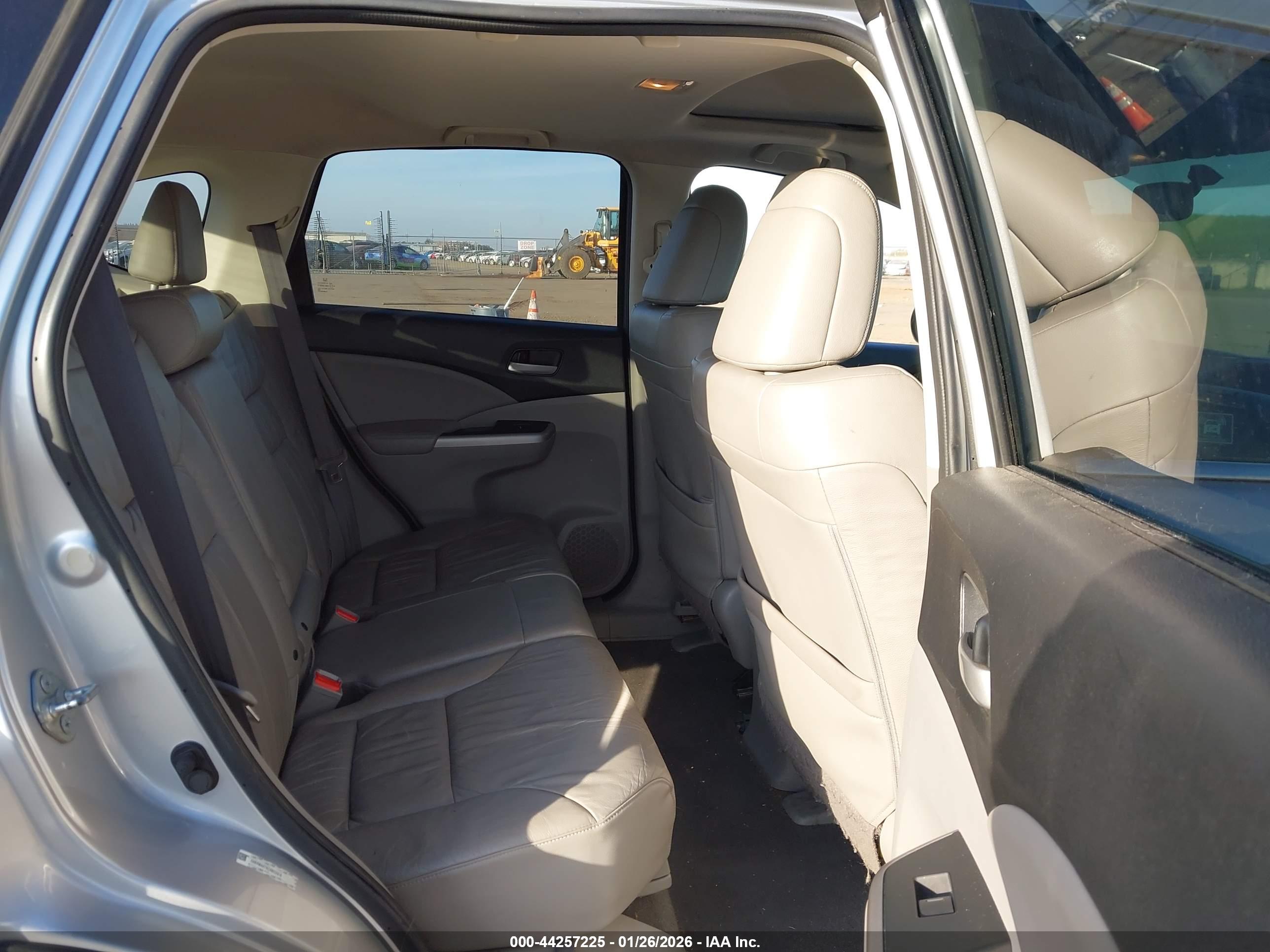 HONDA CR-V image 8