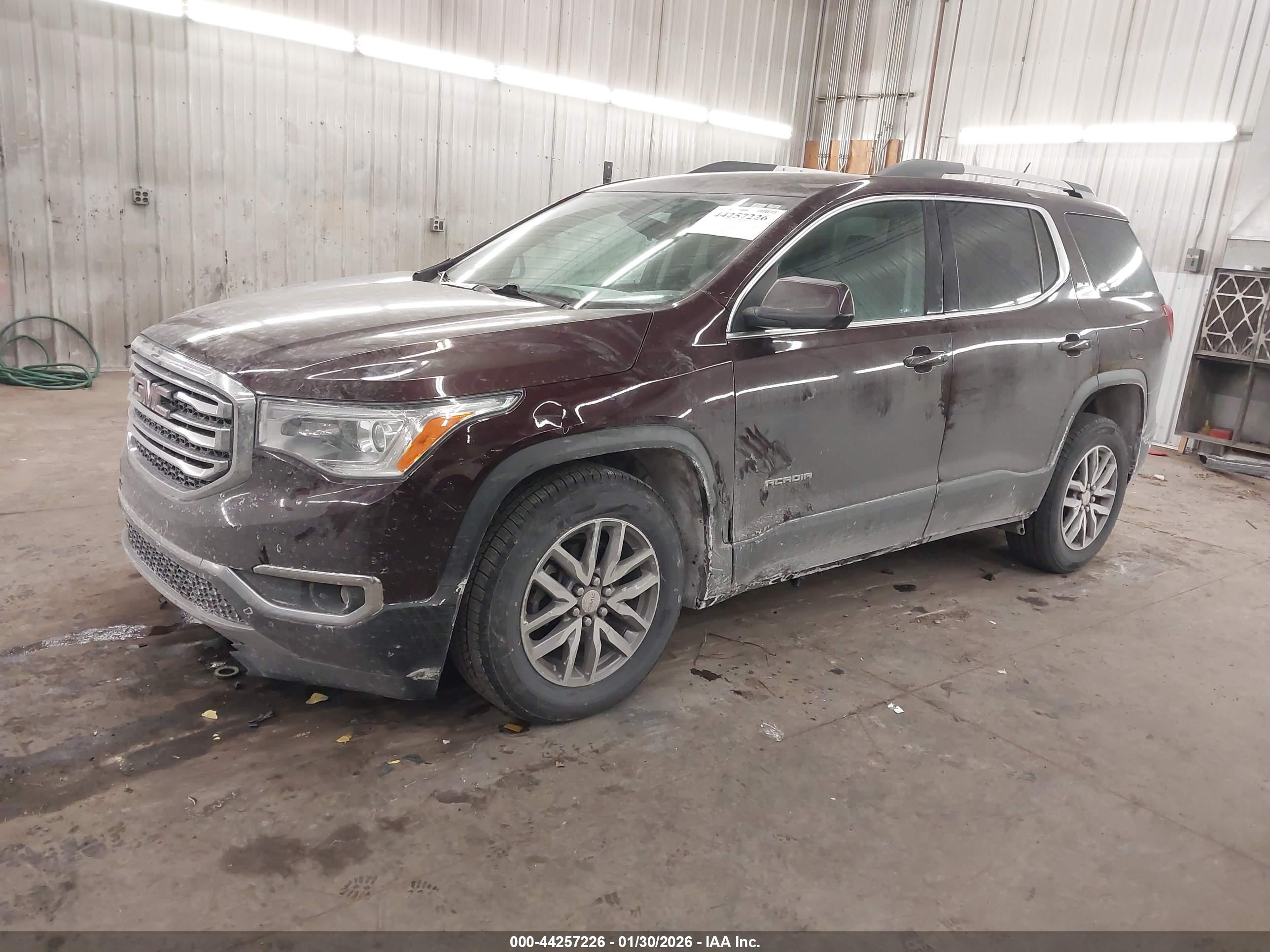 GMC ACADIA image 2