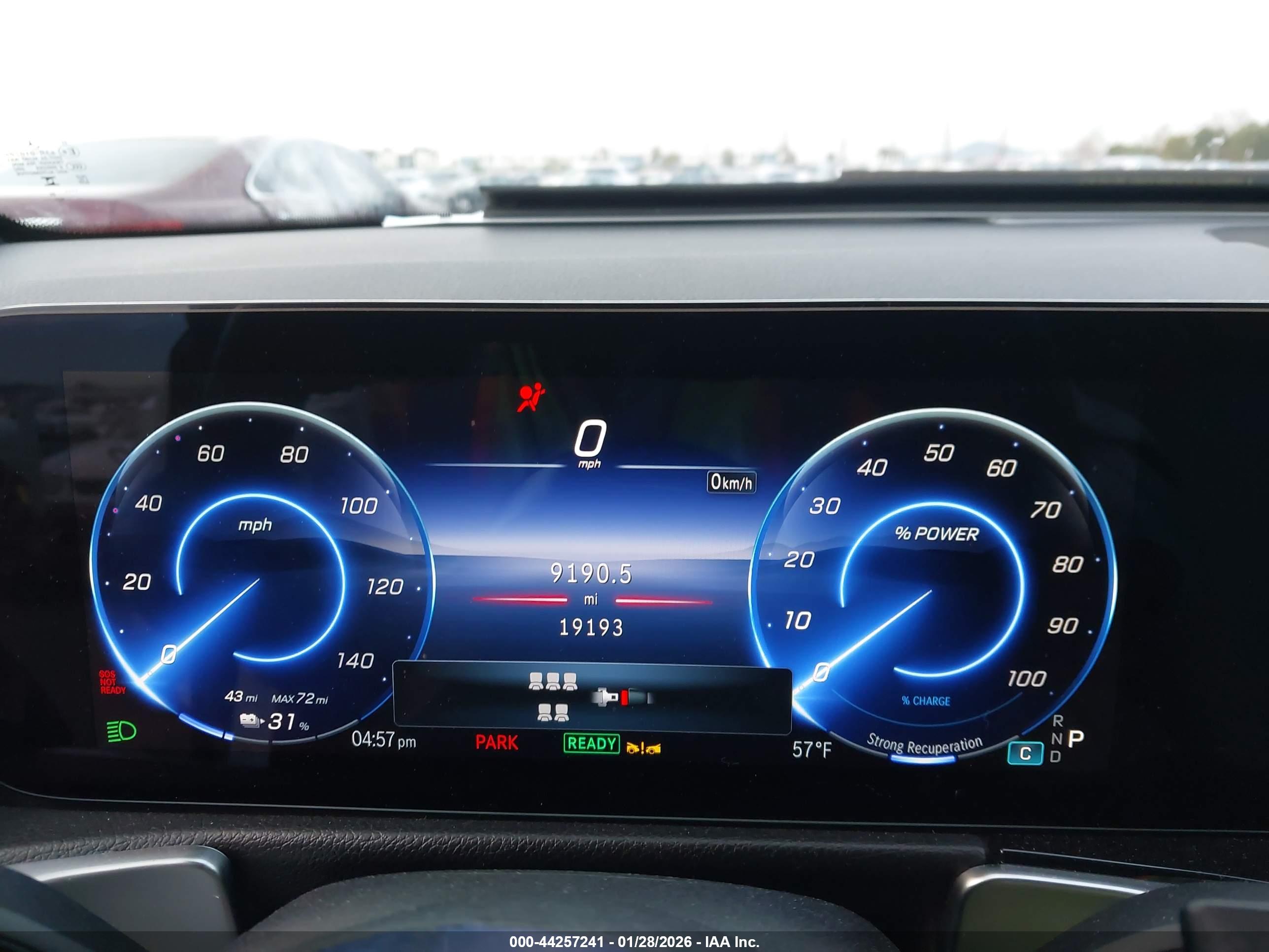 MERCEDES-BENZ EQB image 7