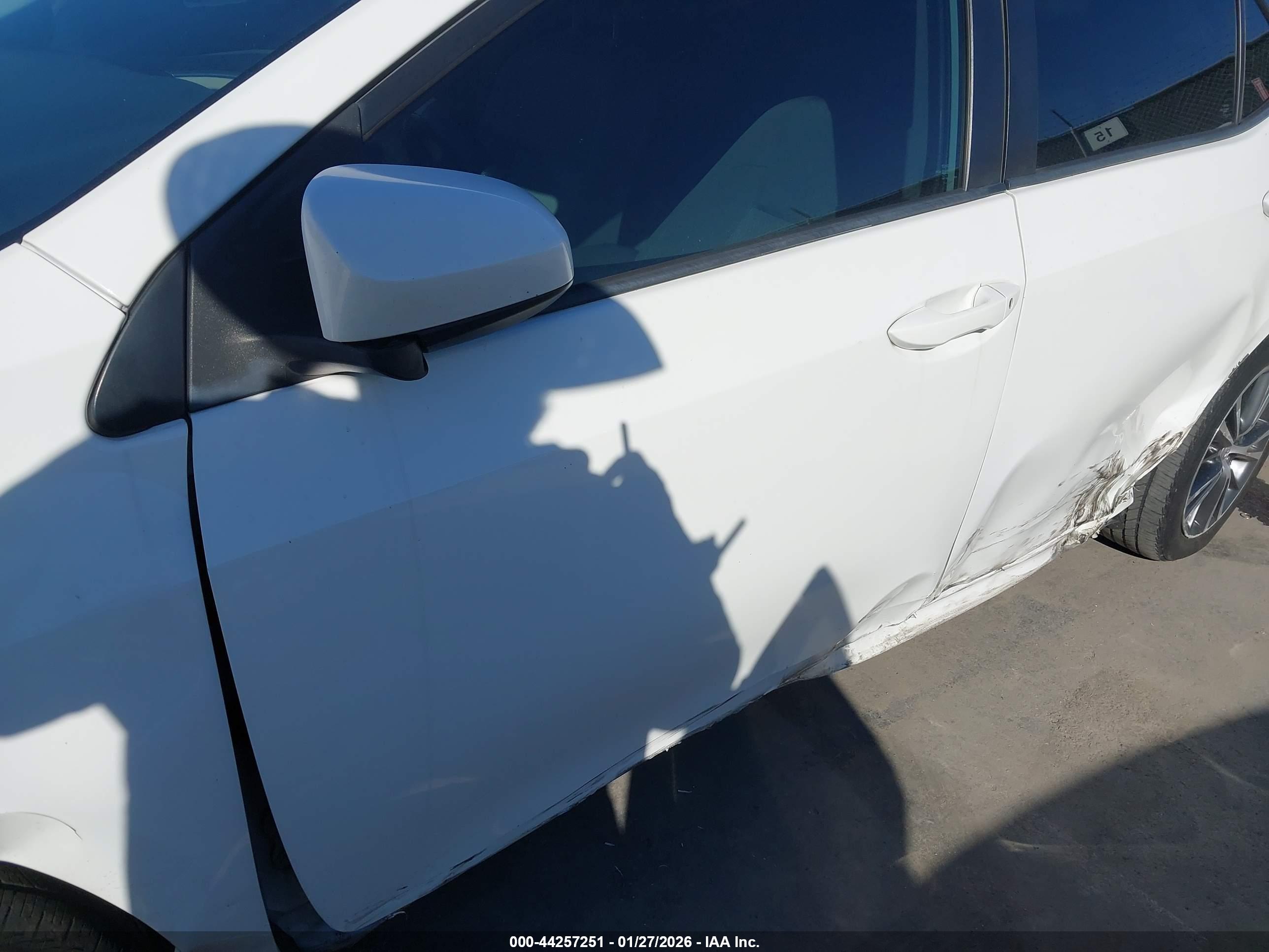 TOYOTA COROLLA image 6