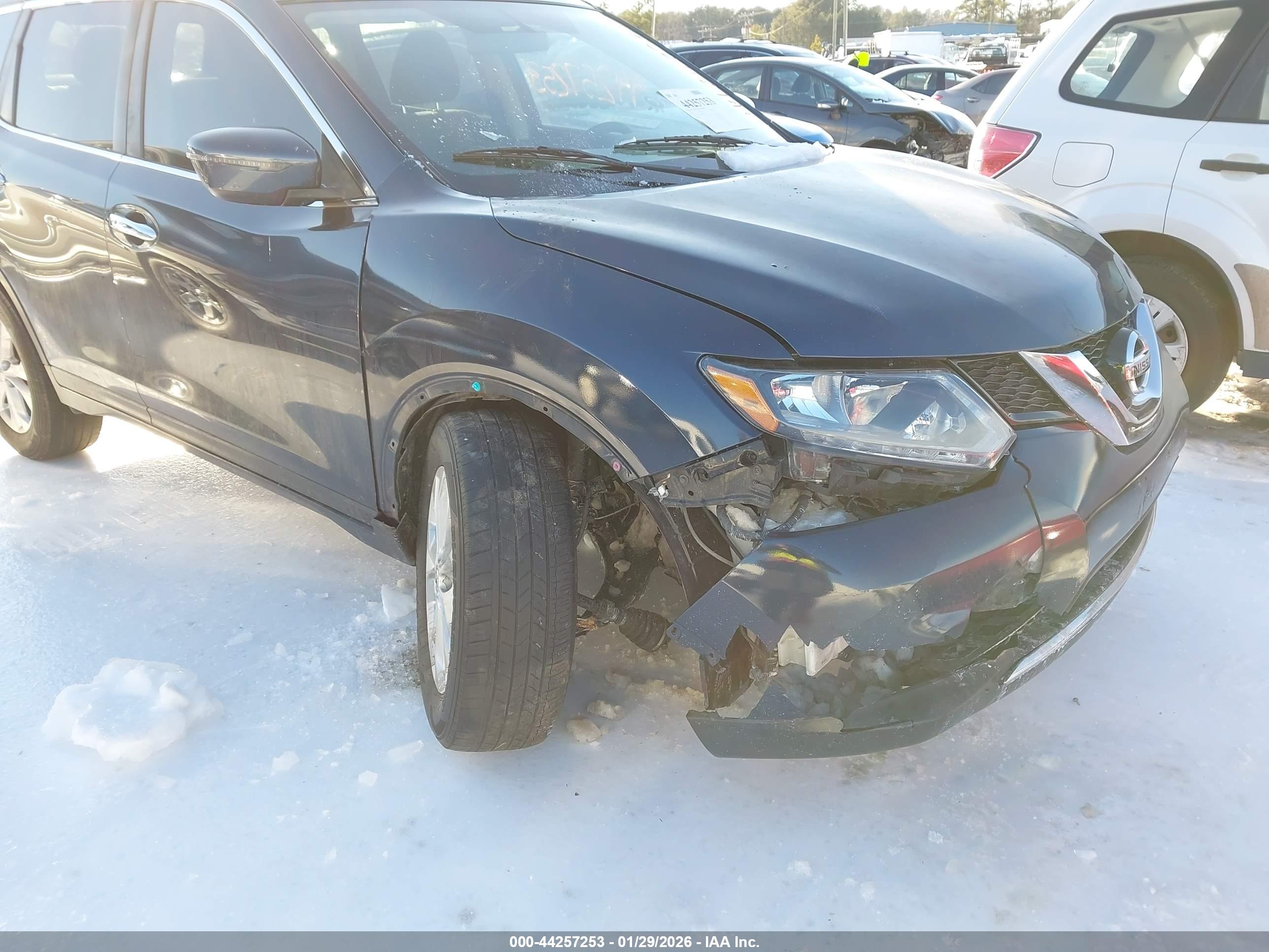 NISSAN ROGUE image 6