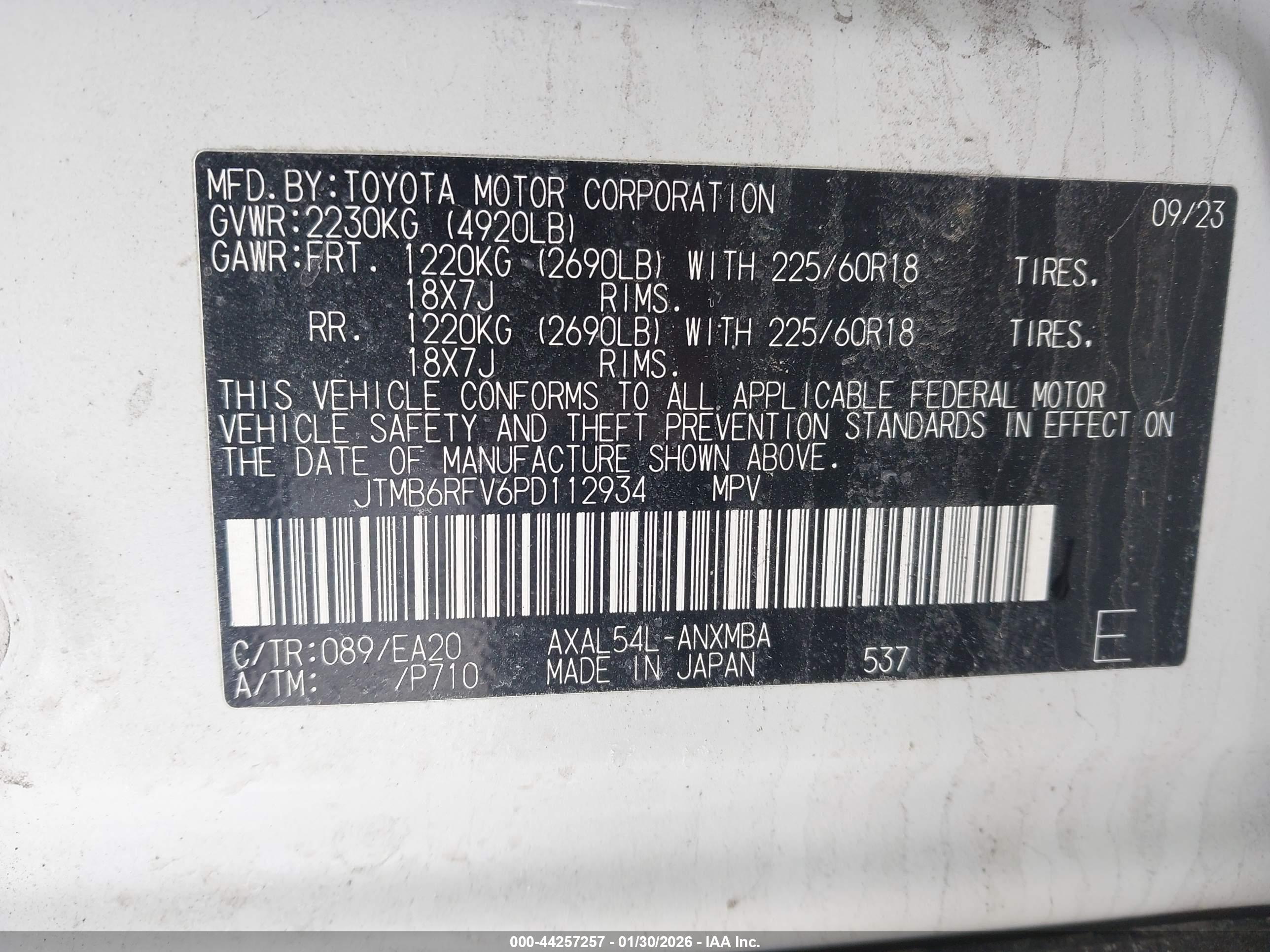 TOYOTA RAV4 image 9