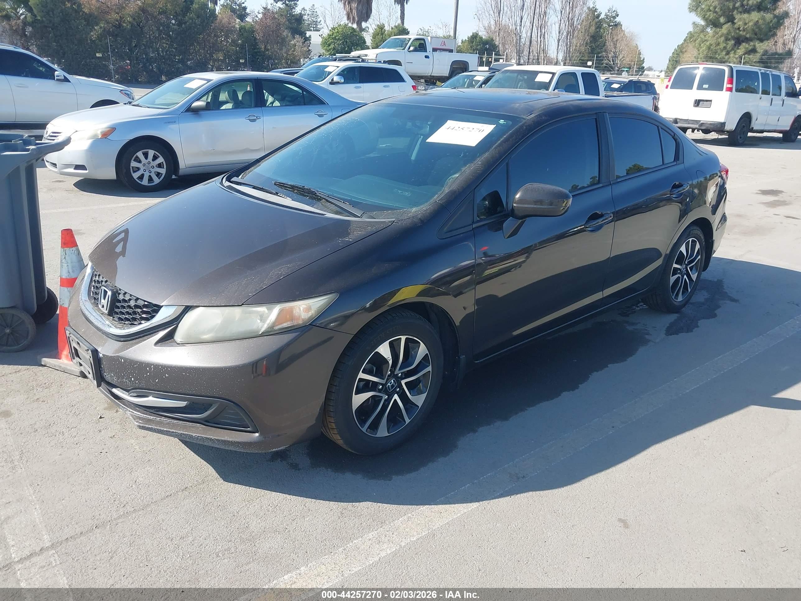 HONDA CIVIC image 2