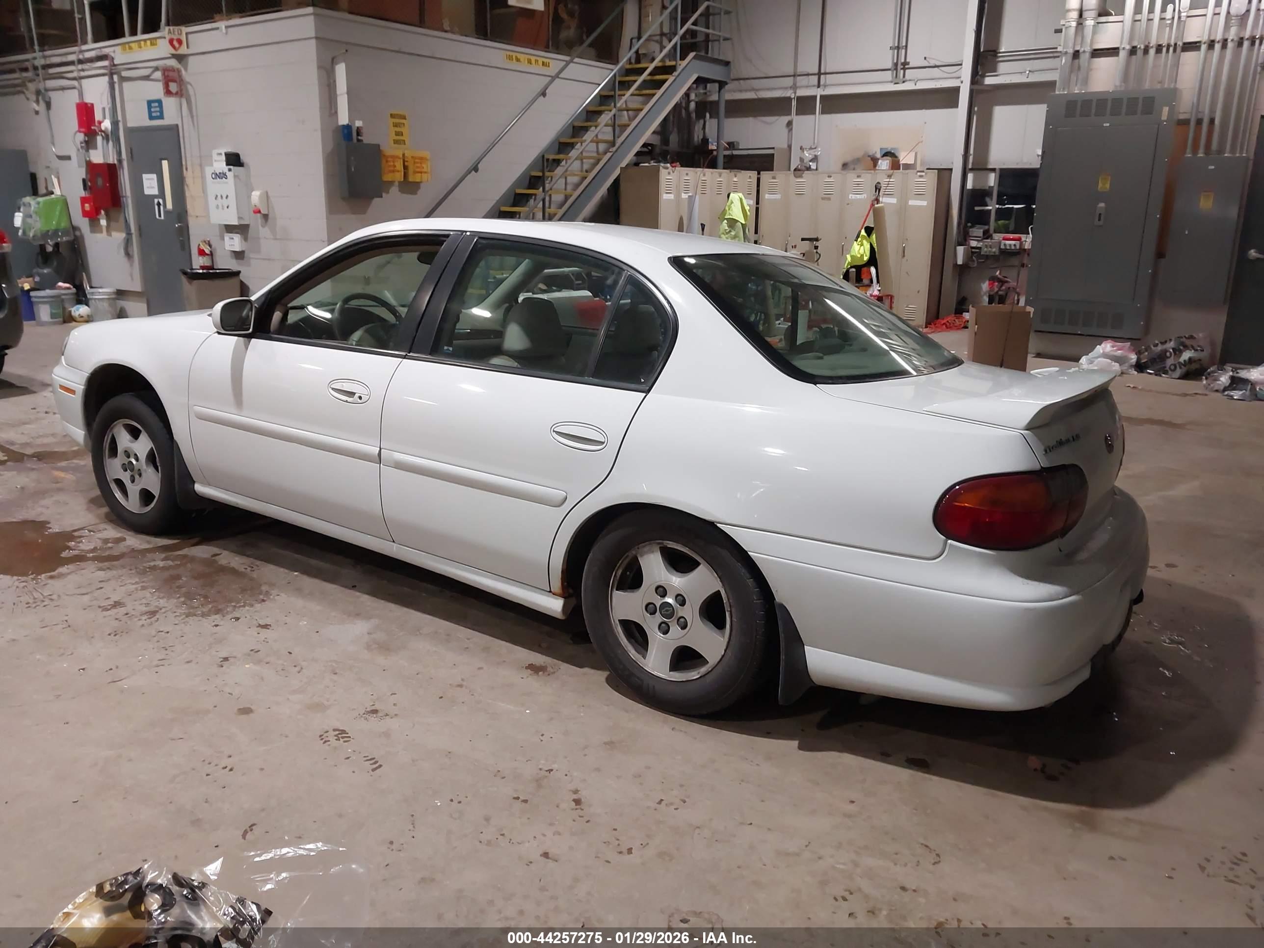 CHEVROLET MALIBU image 3