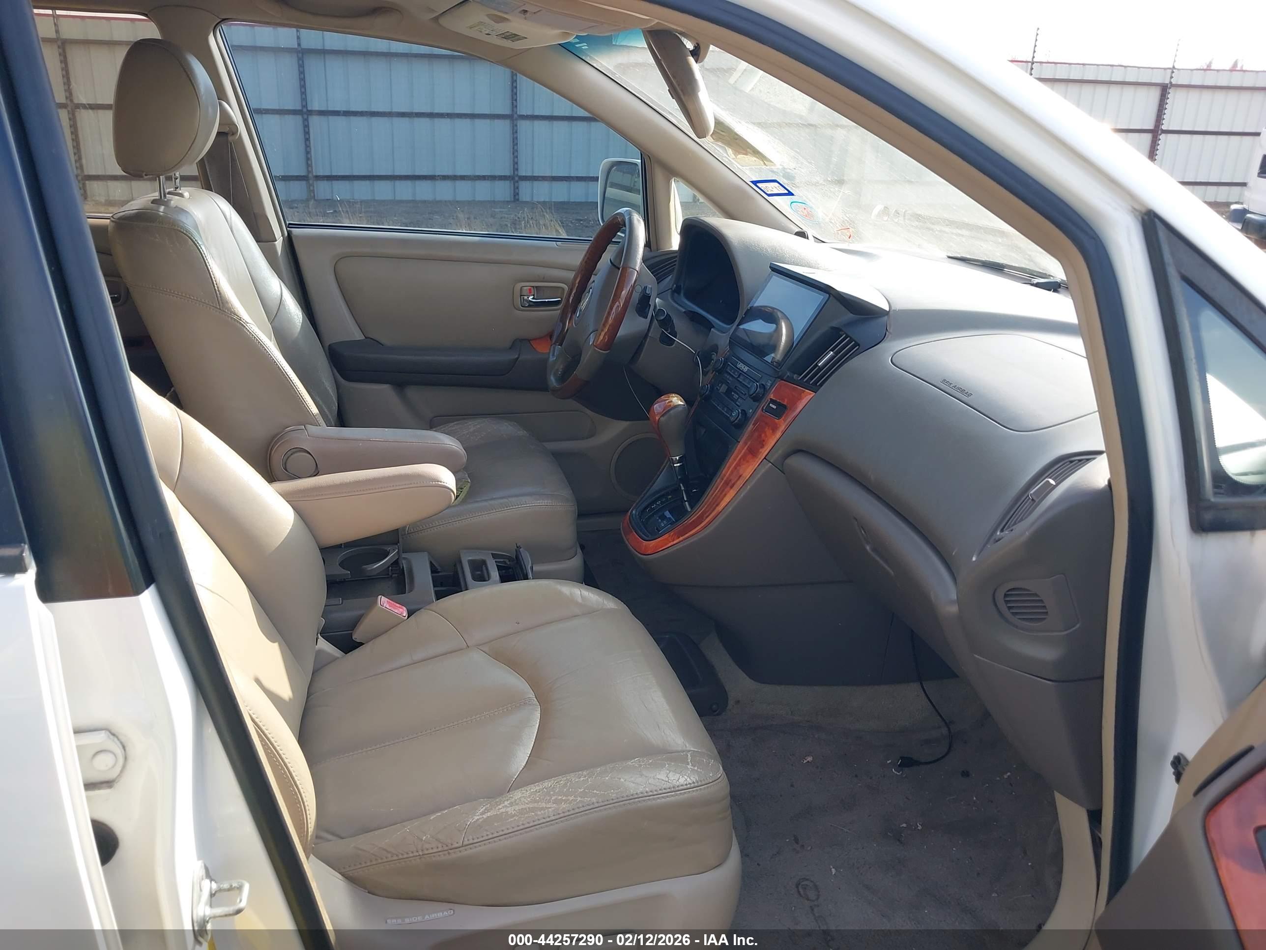 LEXUS RX image 5