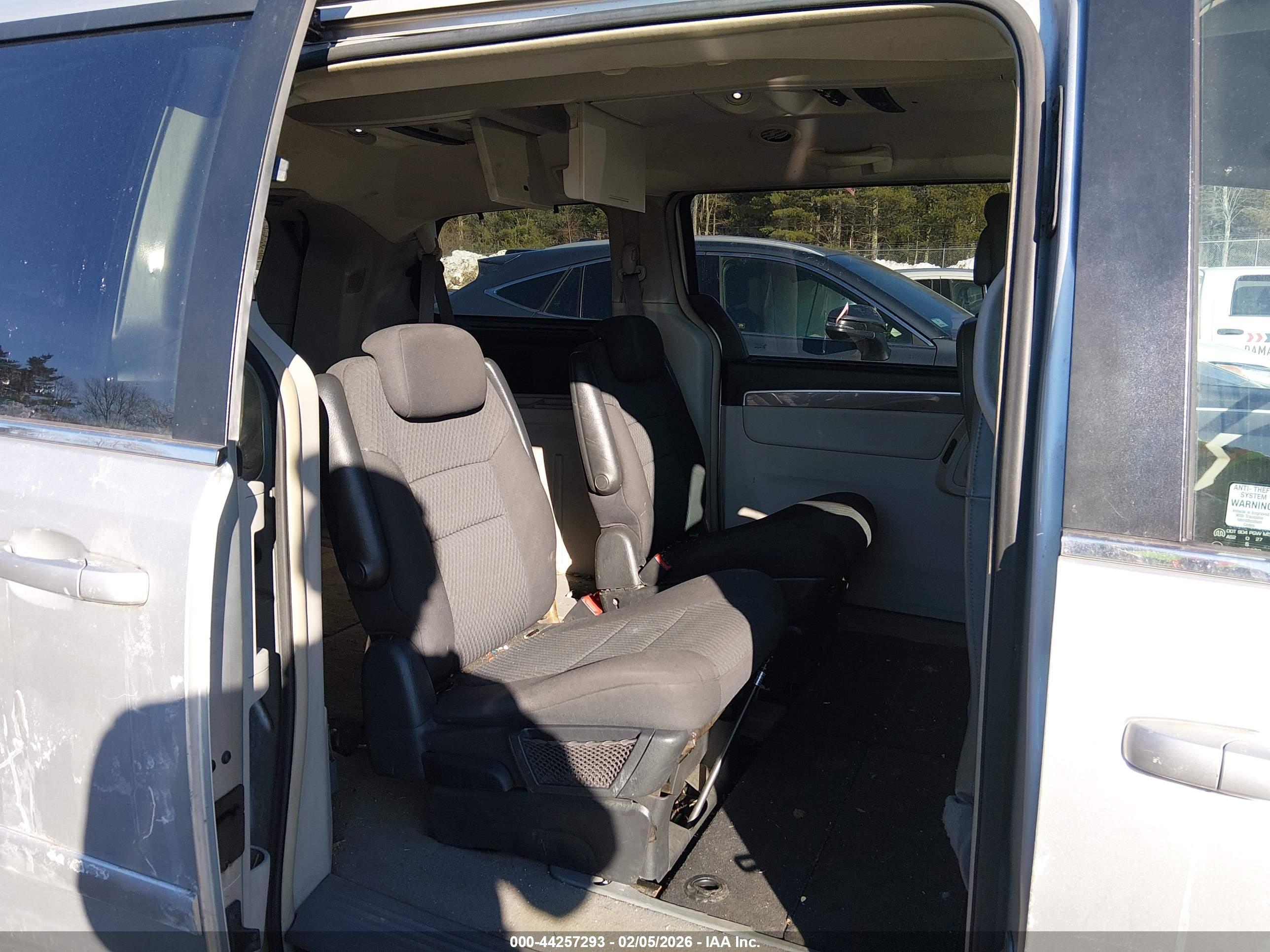 VOLKSWAGEN ROUTAN image 8