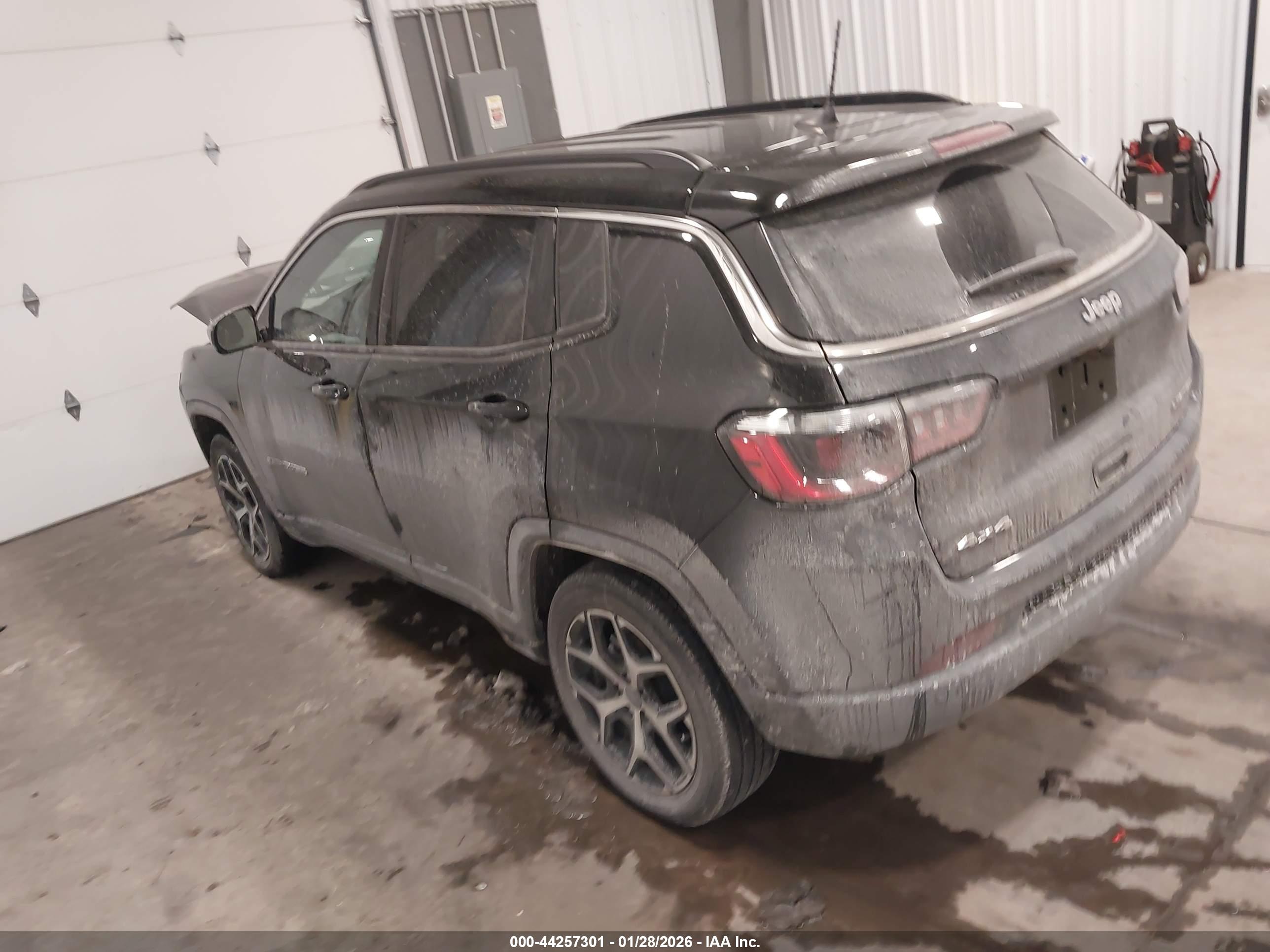 JEEP COMPASS image 3