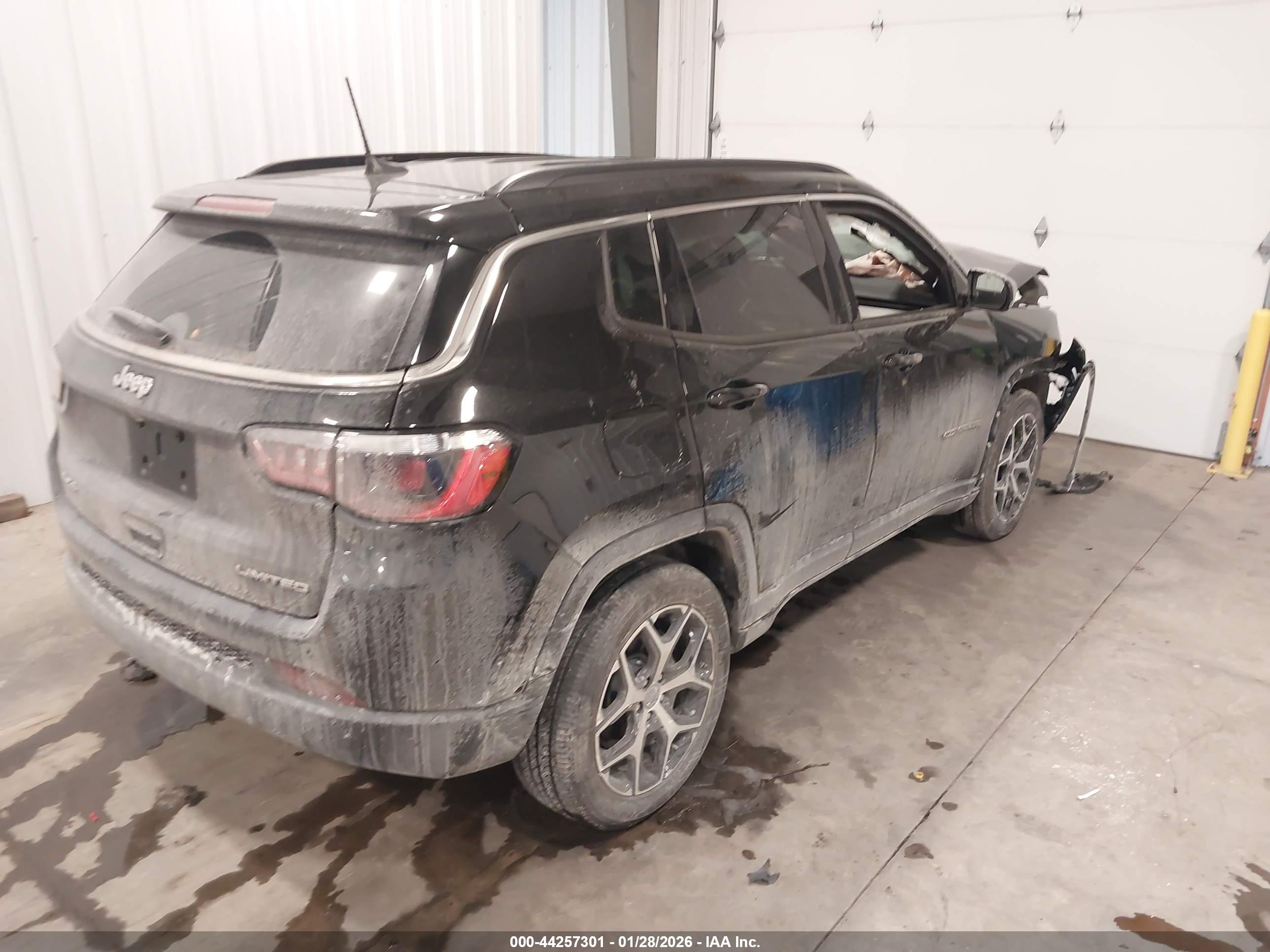 JEEP COMPASS image 4