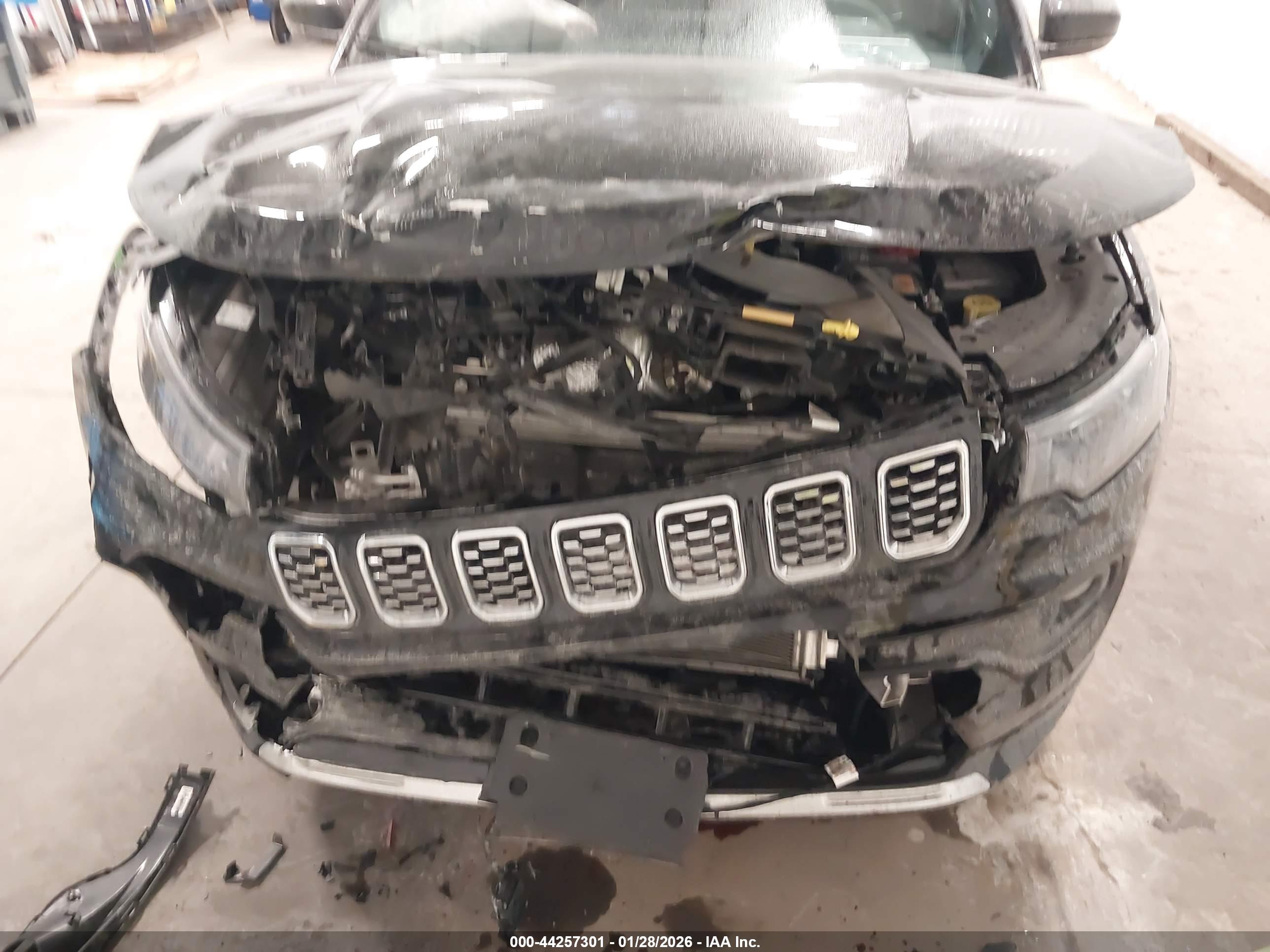 JEEP COMPASS image 6