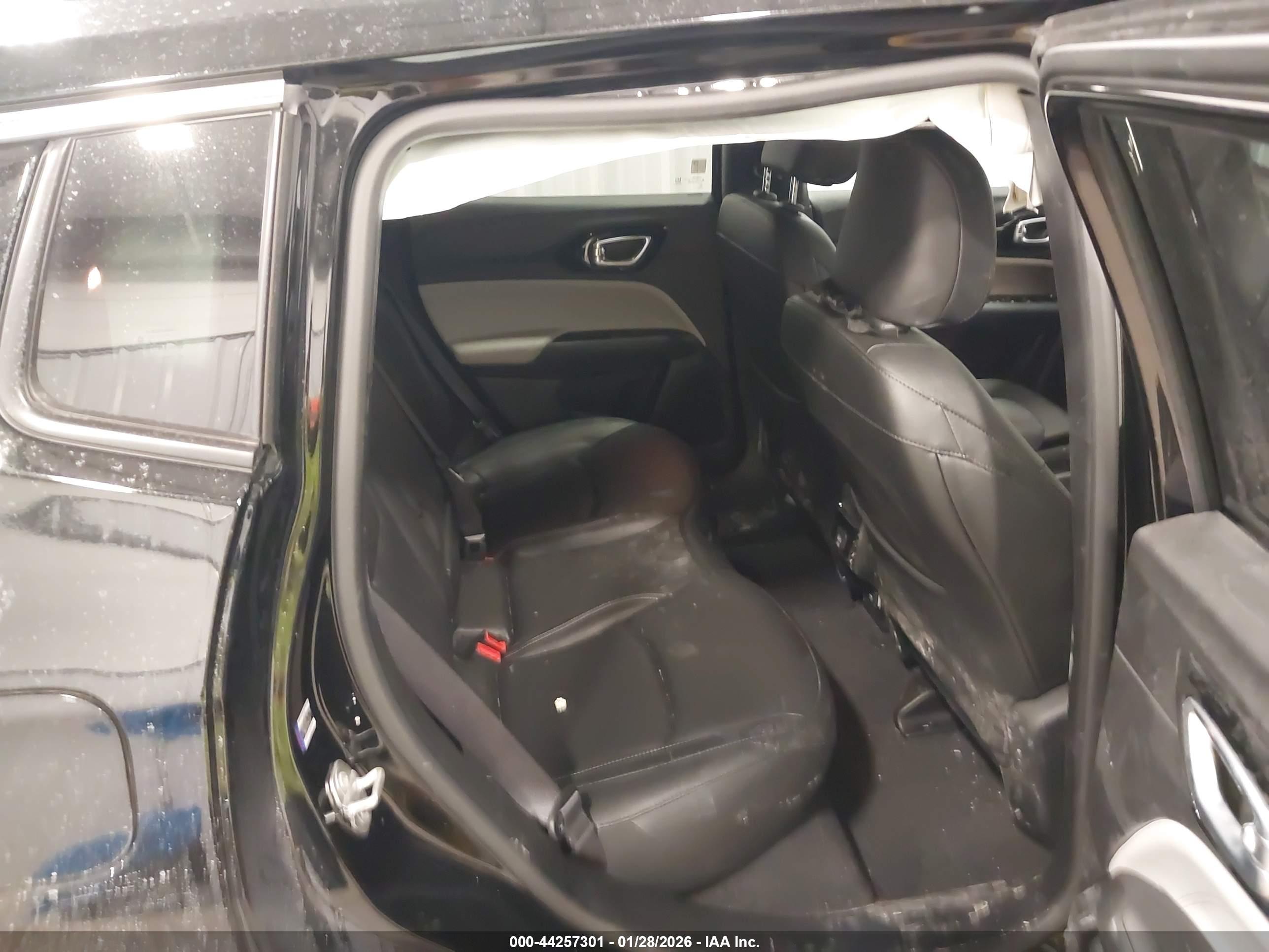 JEEP COMPASS image 8