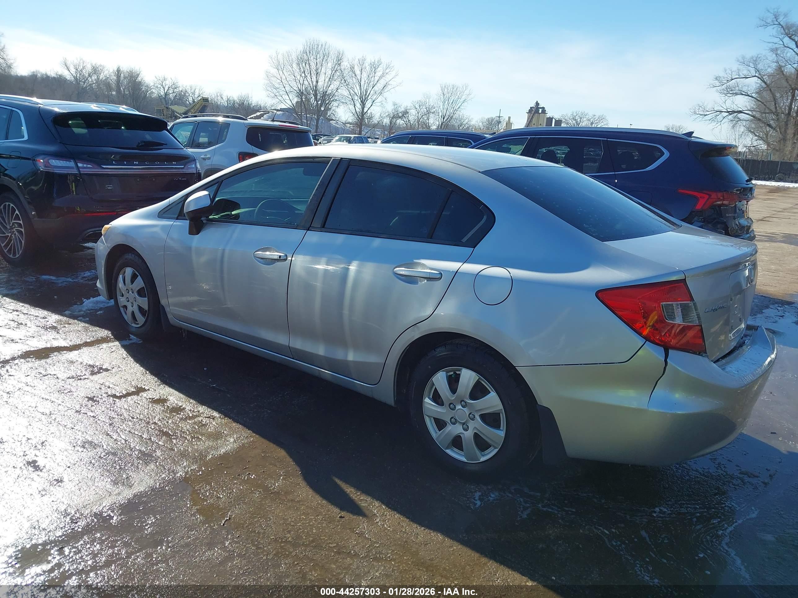 HONDA CIVIC image 3
