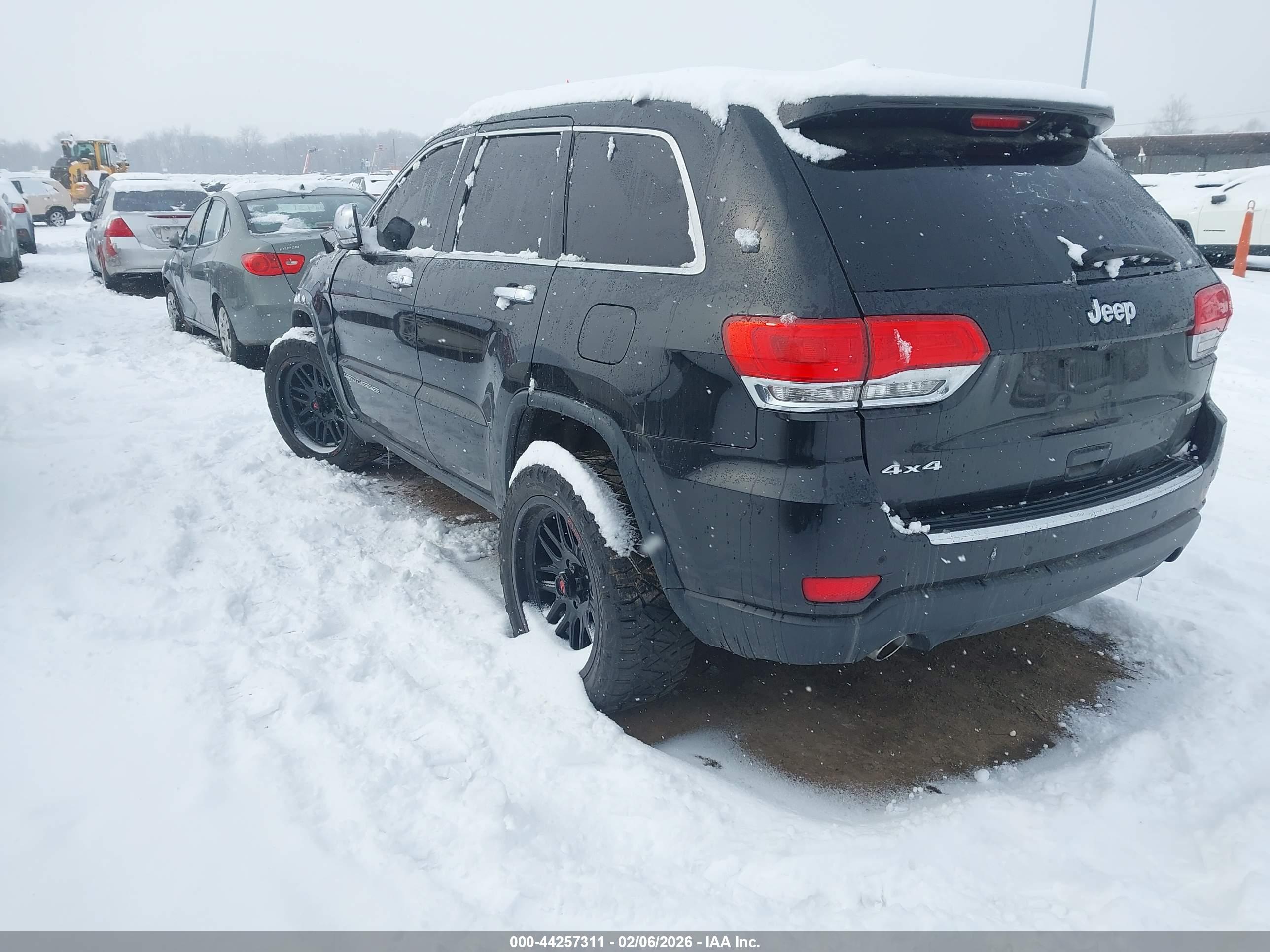 JEEP GRAND image 3