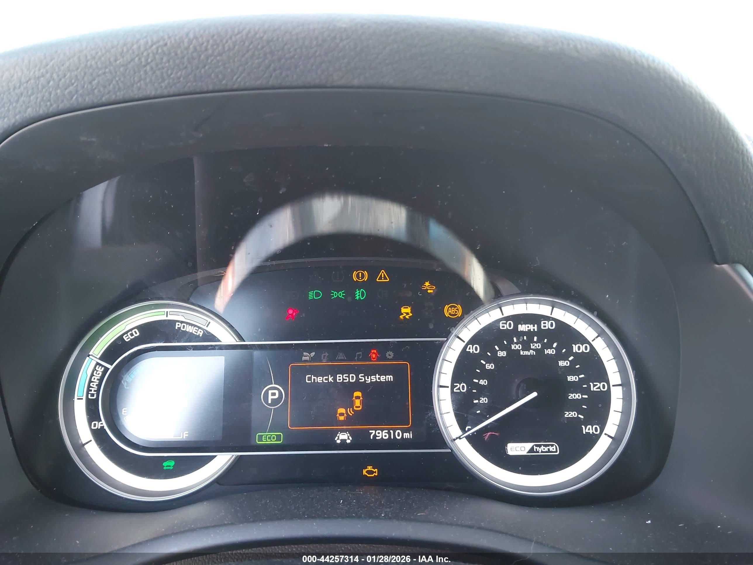 KIA NIRO image 7