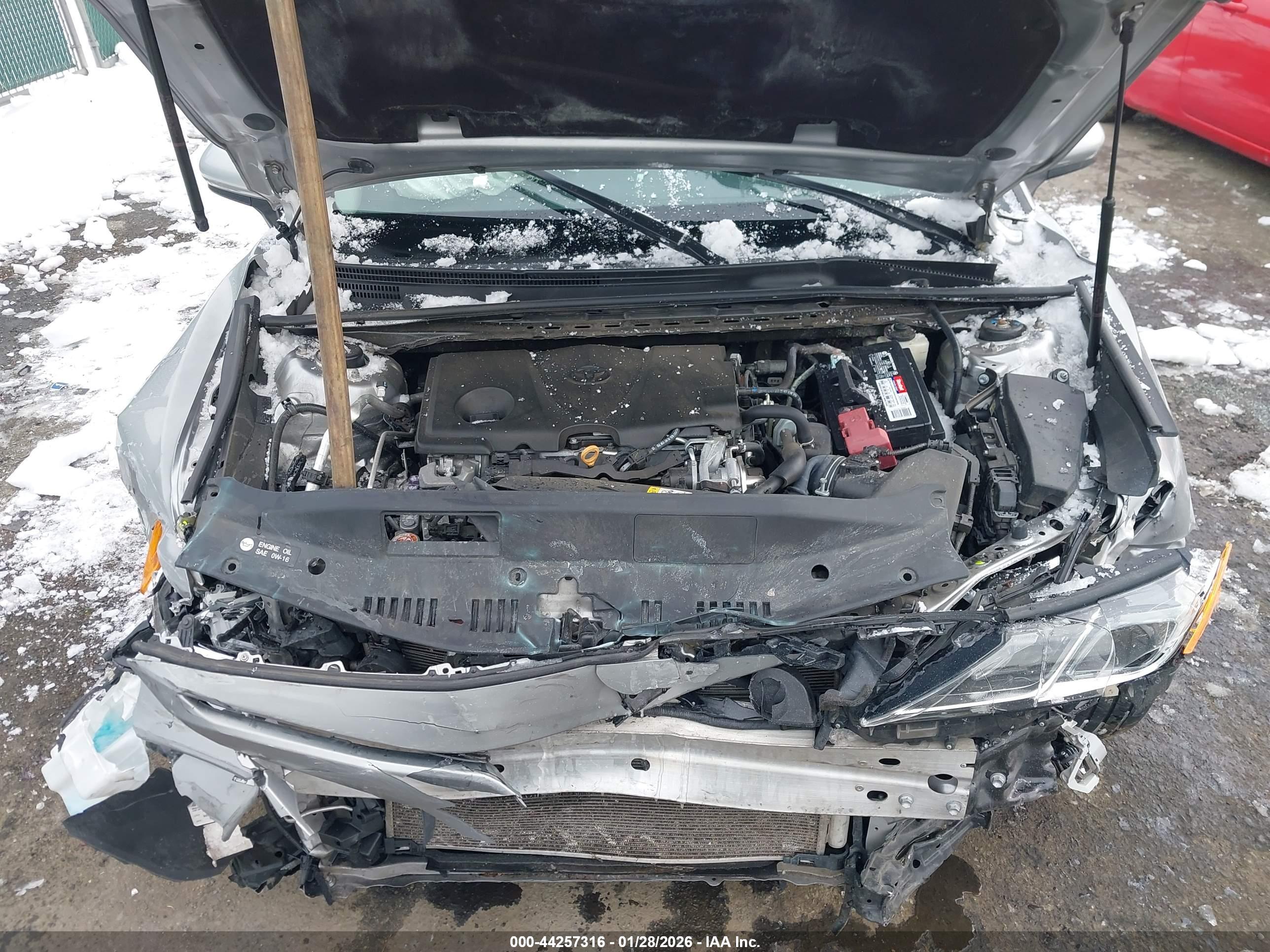 TOYOTA CAMRY image 10