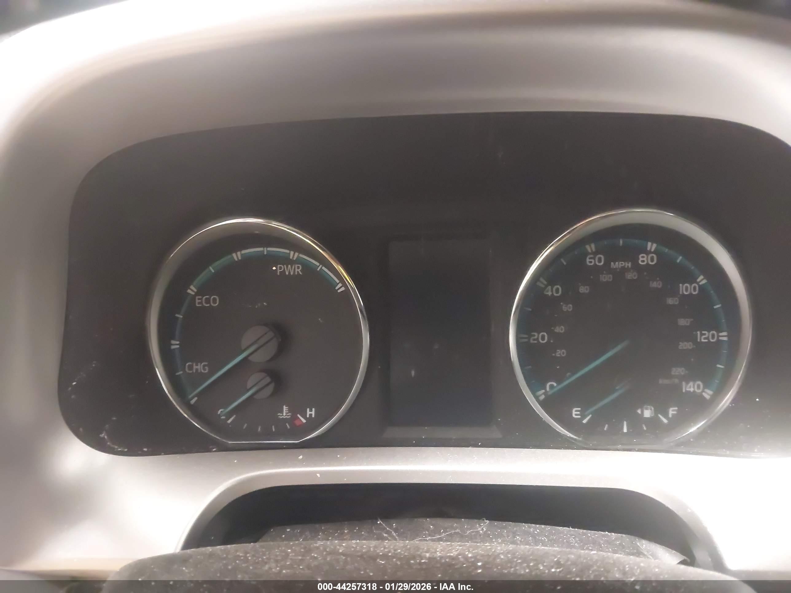 TOYOTA RAV4 image 7