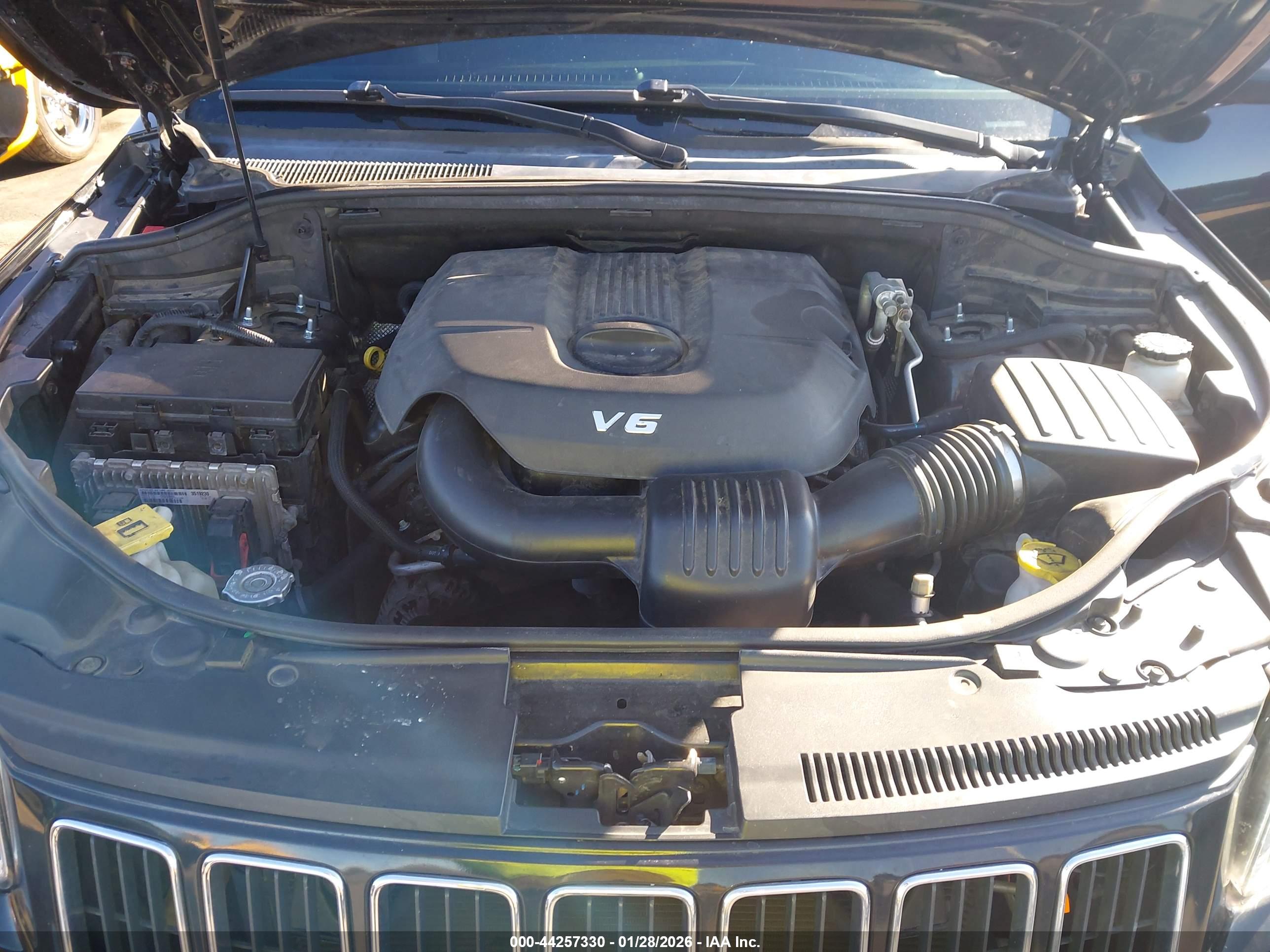 JEEP GRAND image 10