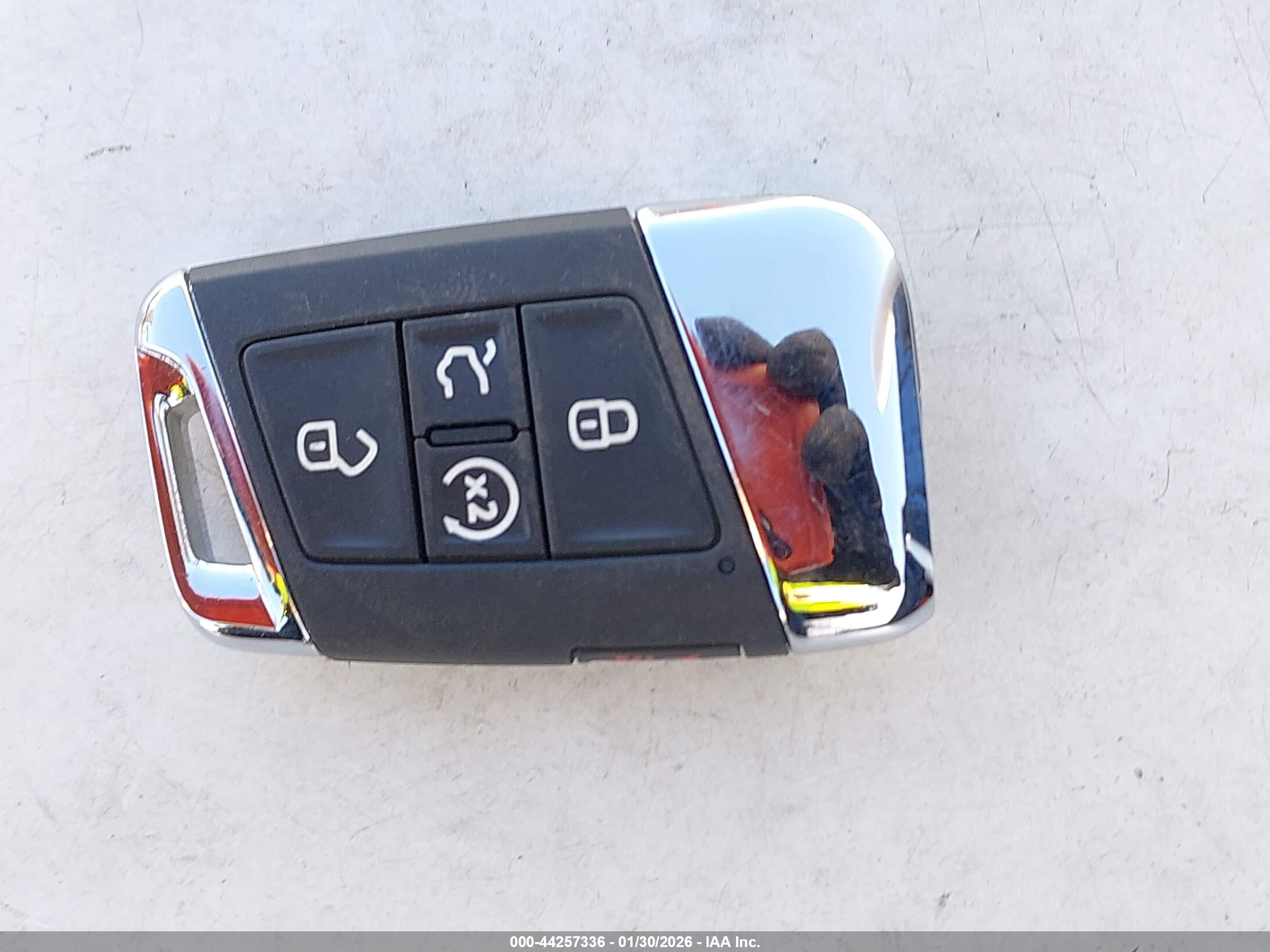 VOLKSWAGEN ATLAS image 11