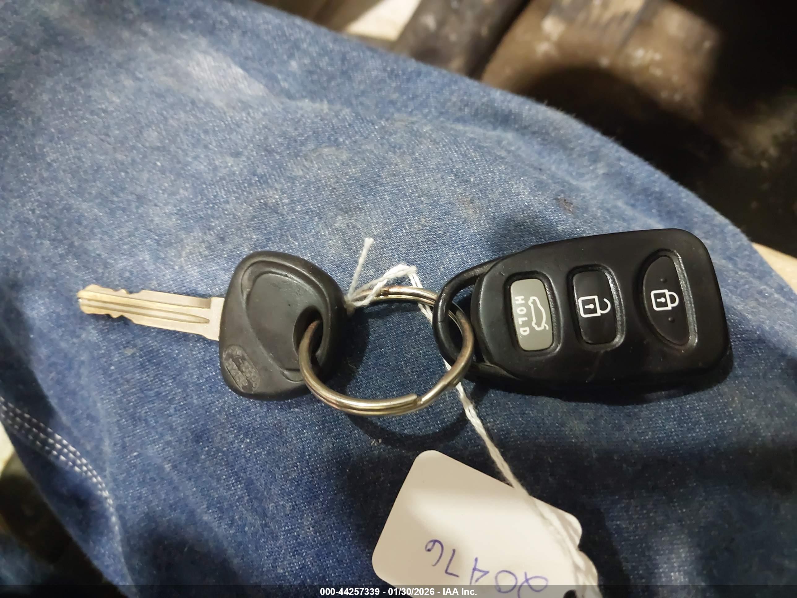 HYUNDAI ELANTRA image 11