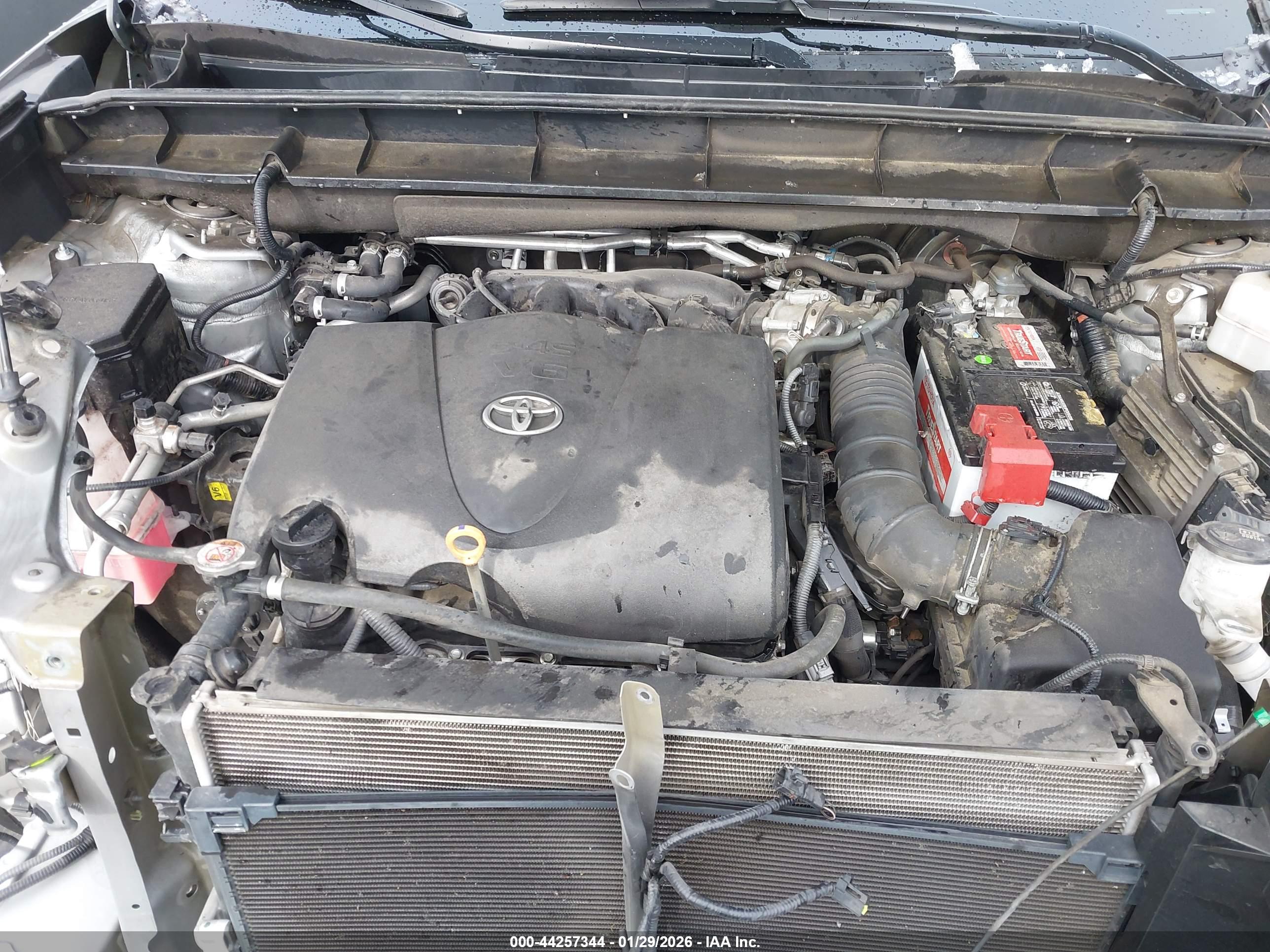 TOYOTA HIGHLANDER image 10