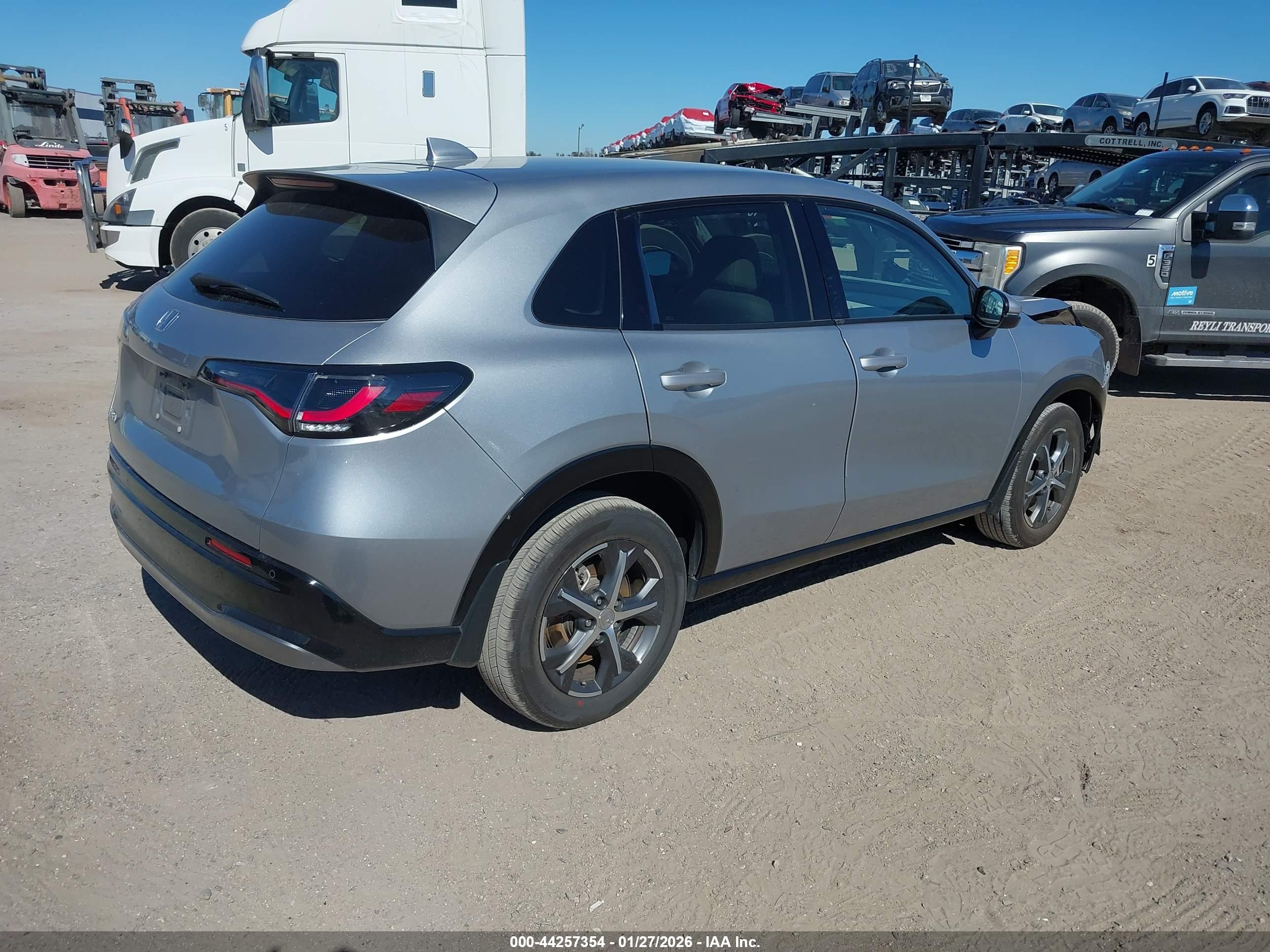 HONDA HR-V image 4