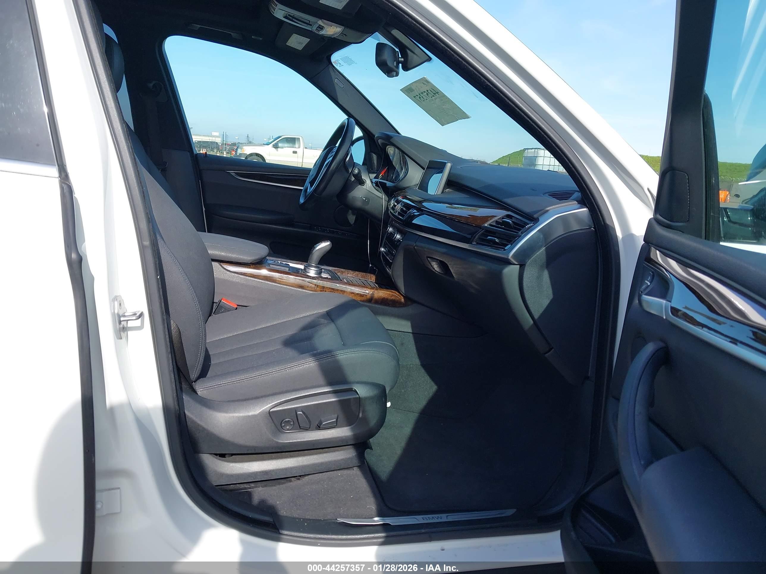 BMW X5 image 5