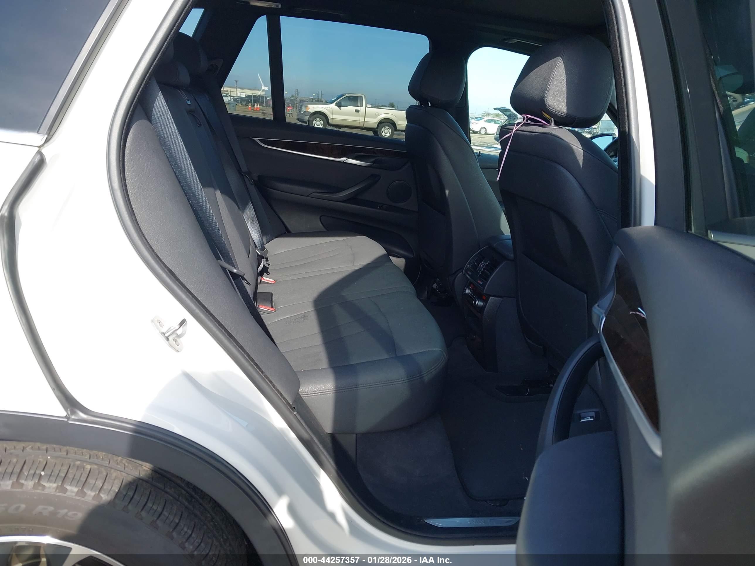 BMW X5 image 8