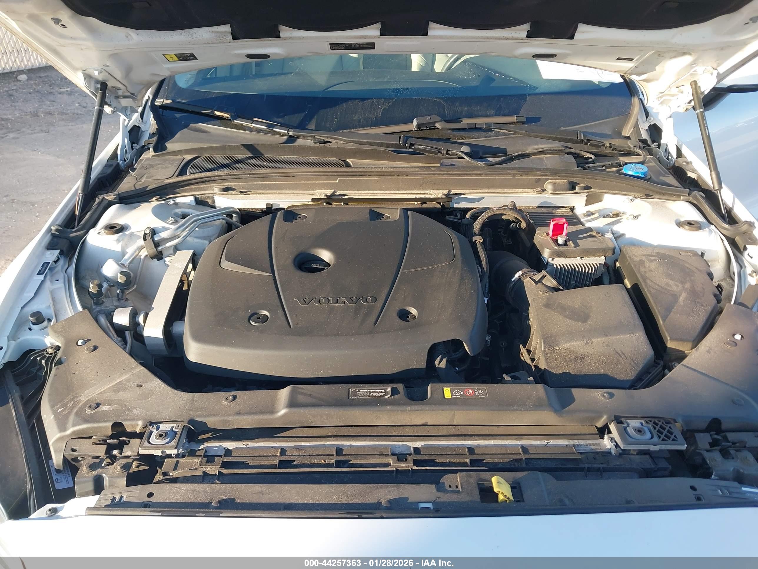 VOLVO S60 image 10