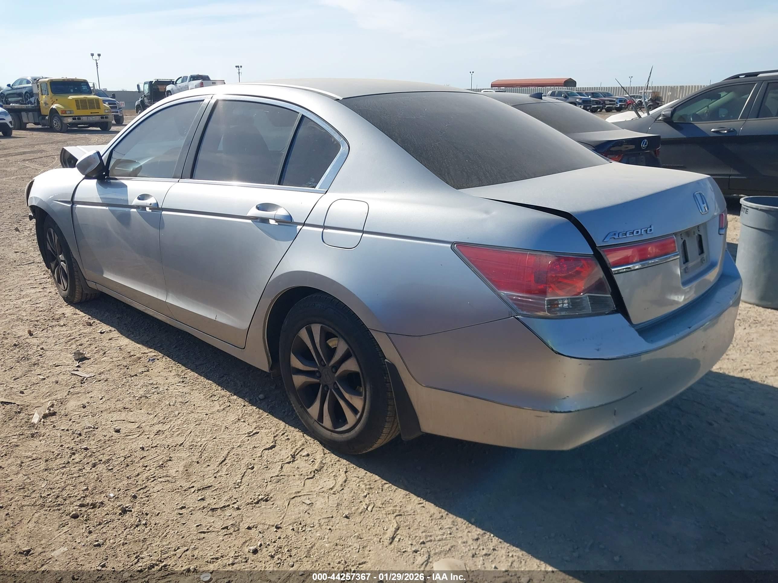 HONDA ACCORD image 3