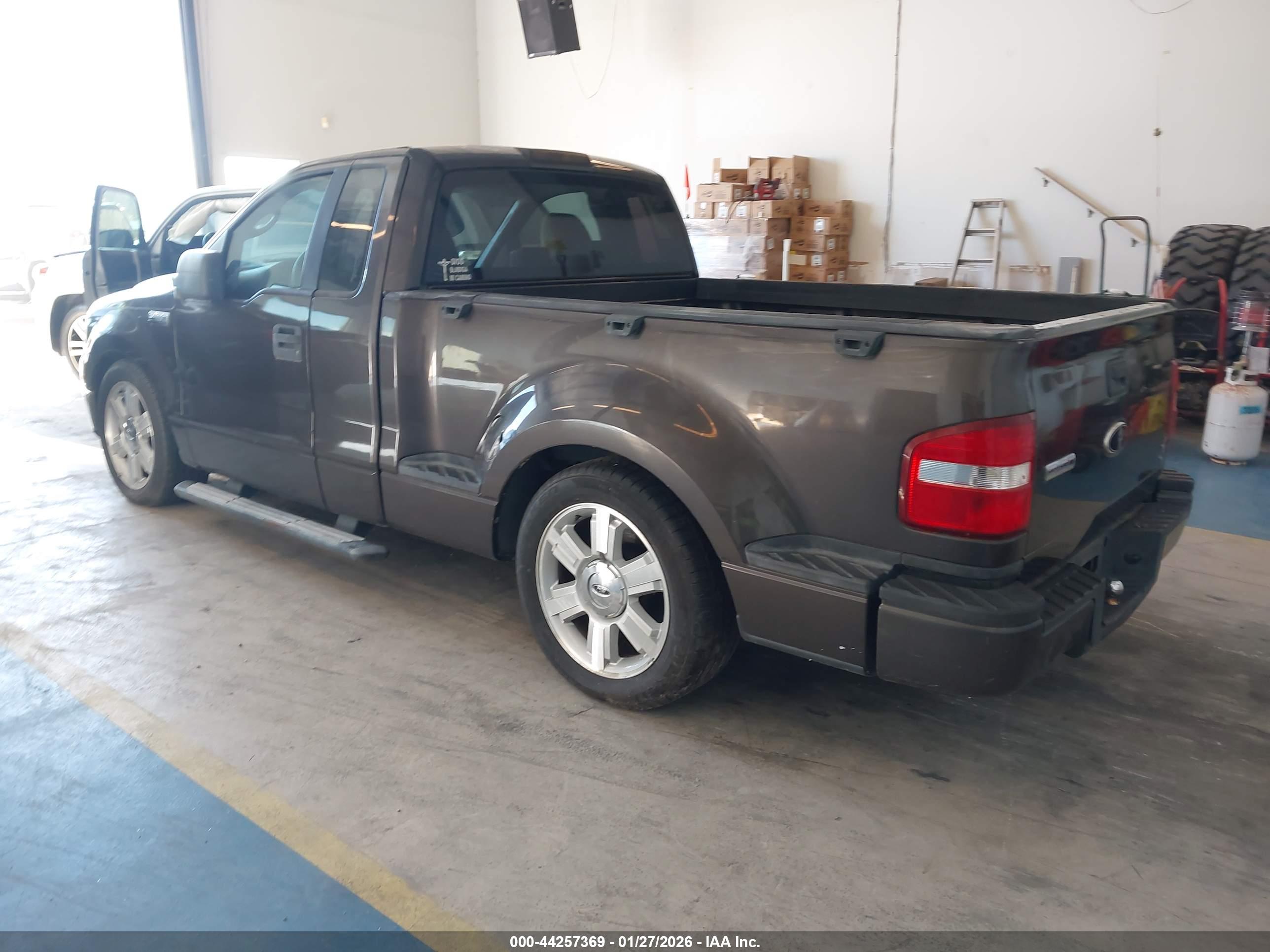 FORD F-150 image 3