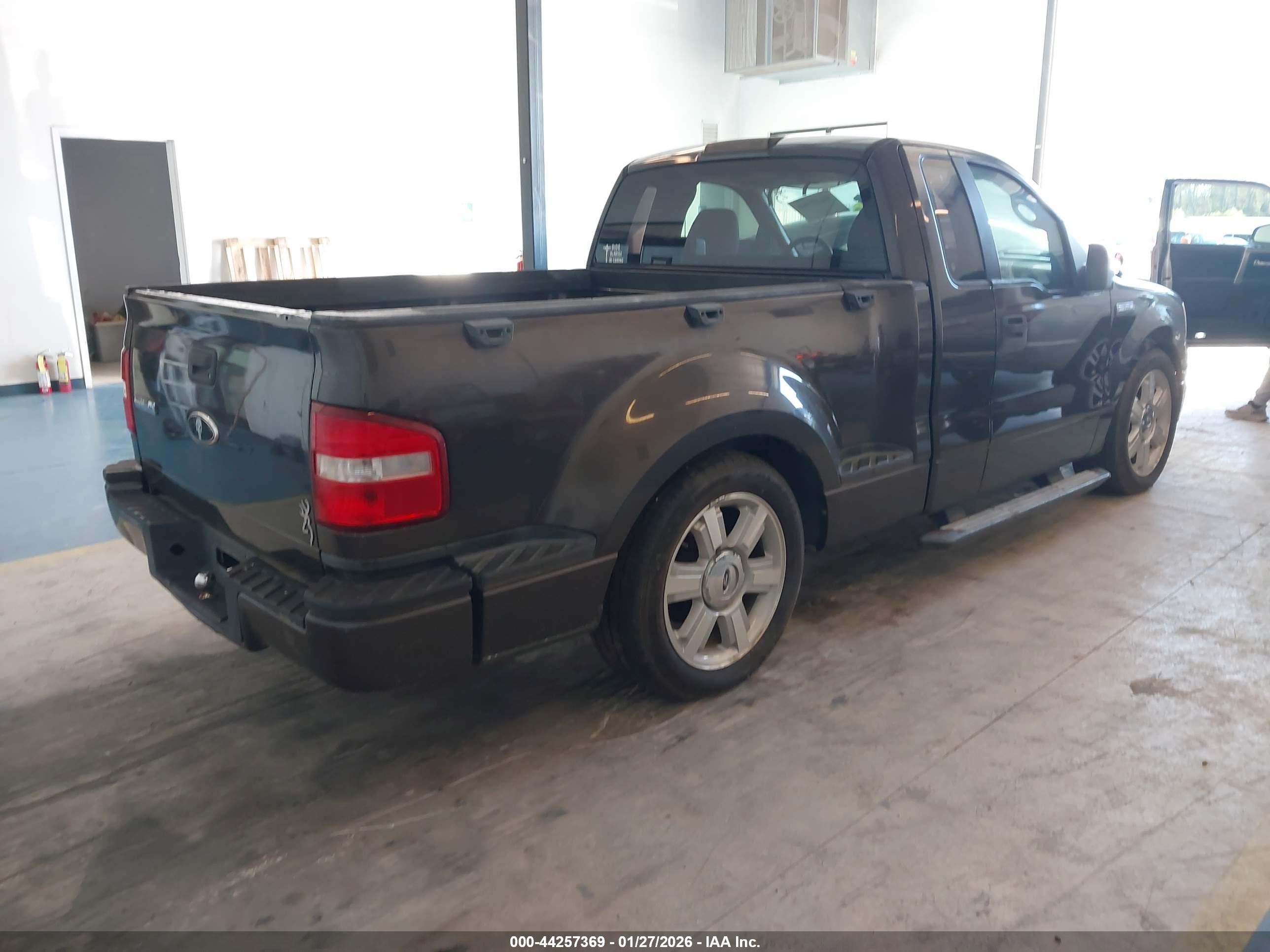 FORD F-150 image 4