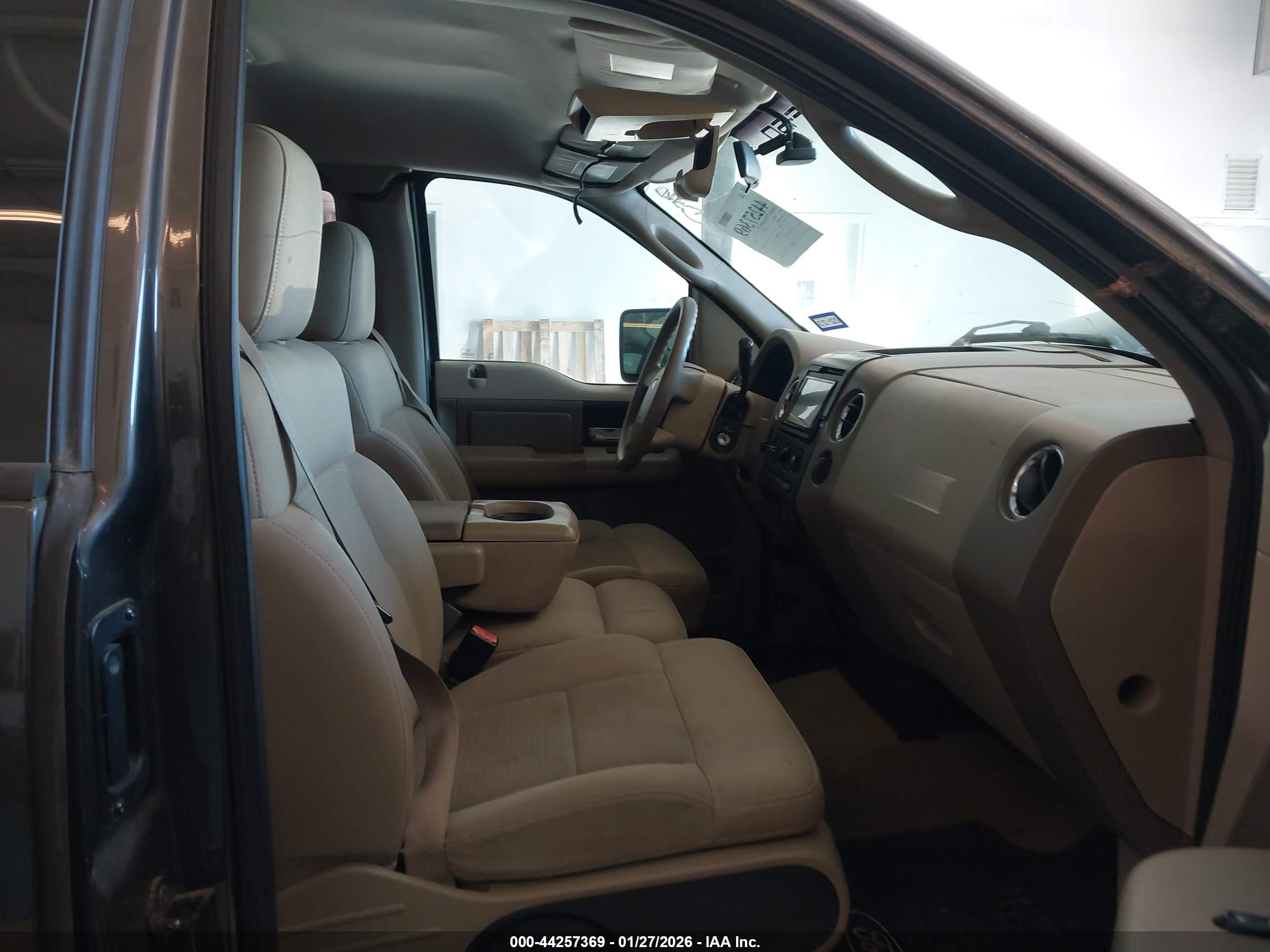 FORD F-150 image 5