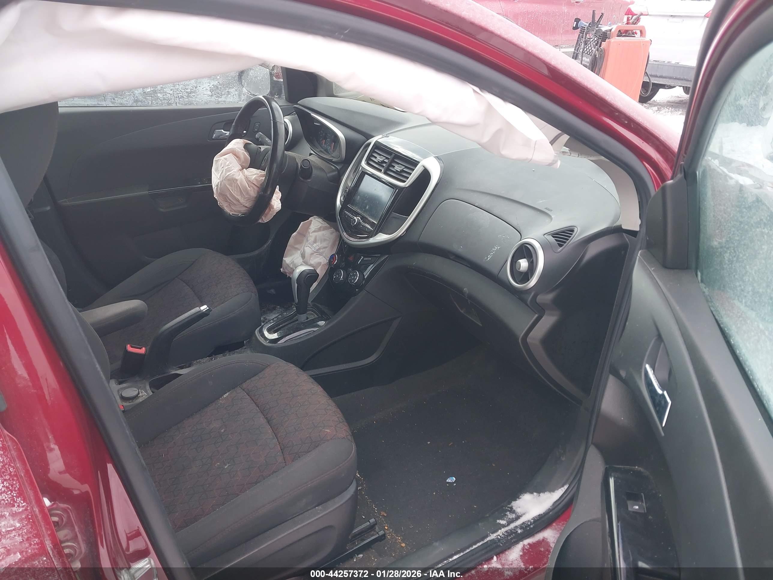CHEVROLET SONIC image 5