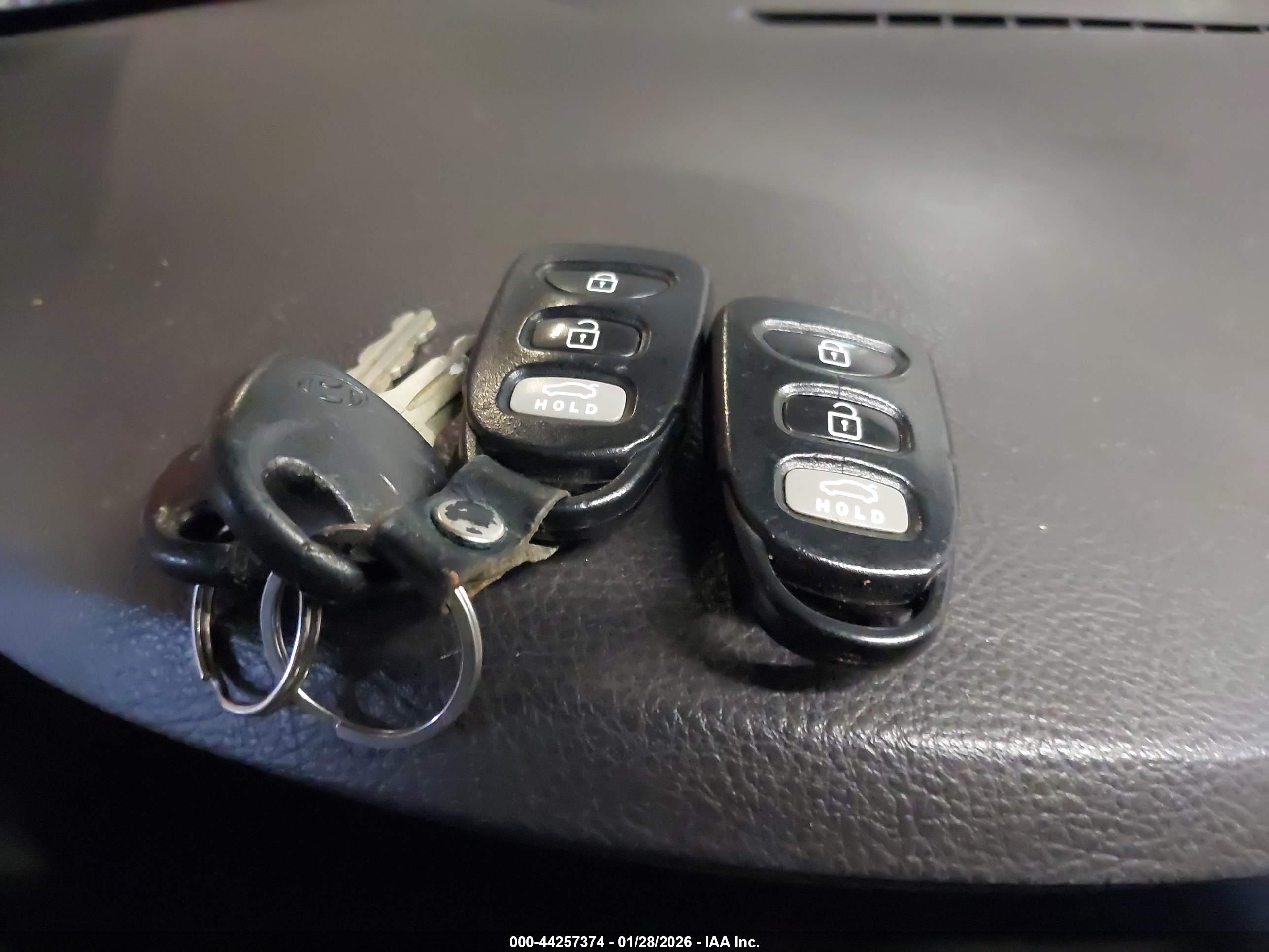 HYUNDAI SONATA image 11