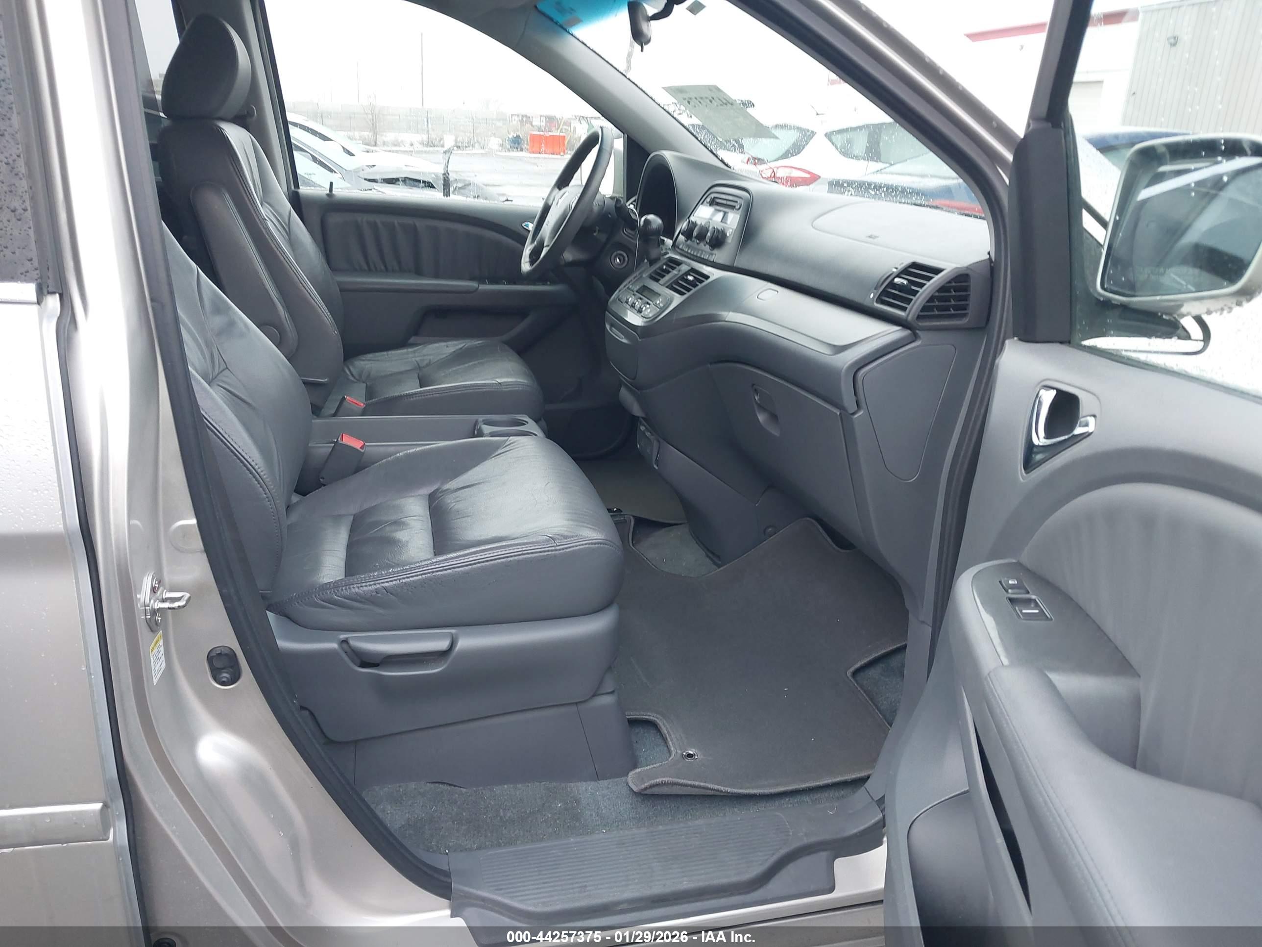 HONDA ODYSSEY image 5