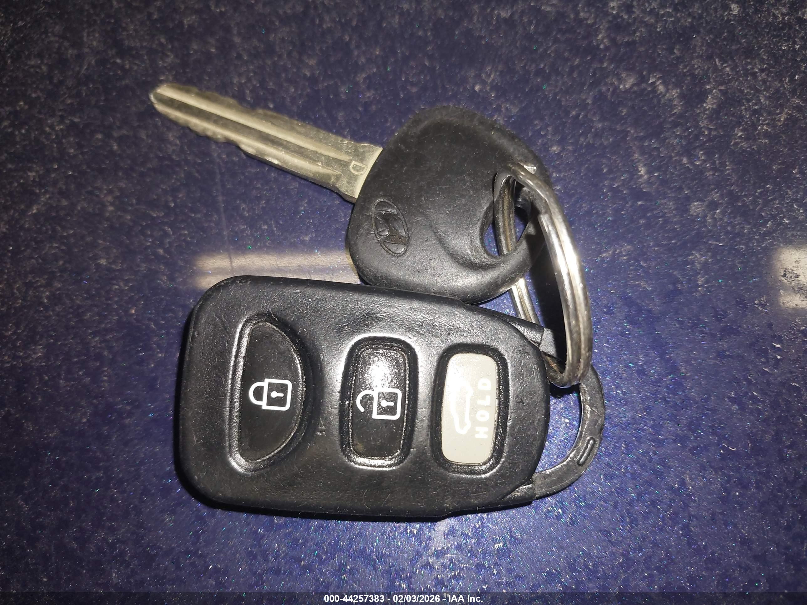 HYUNDAI ELANTRA image 11