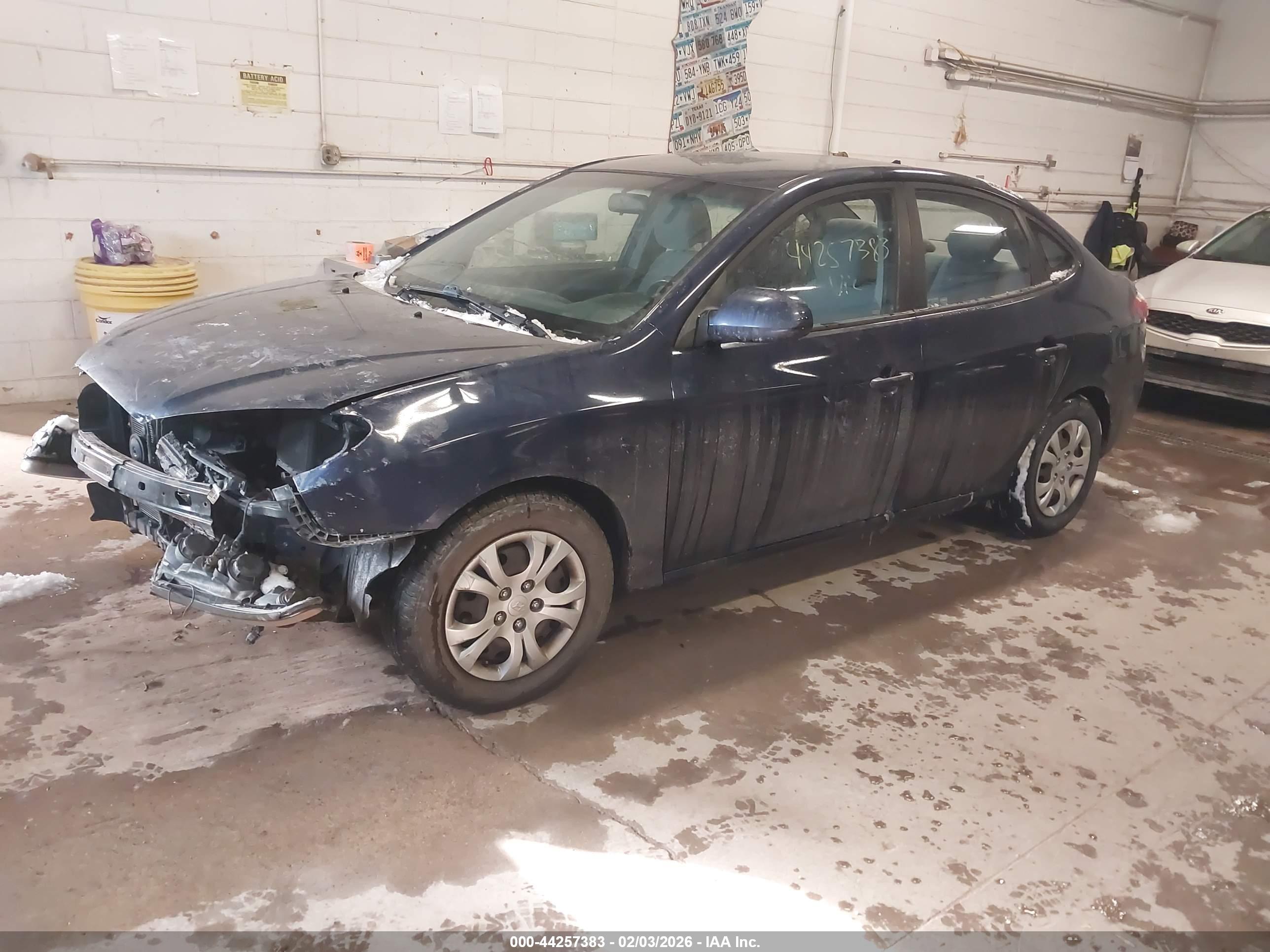HYUNDAI ELANTRA image 2