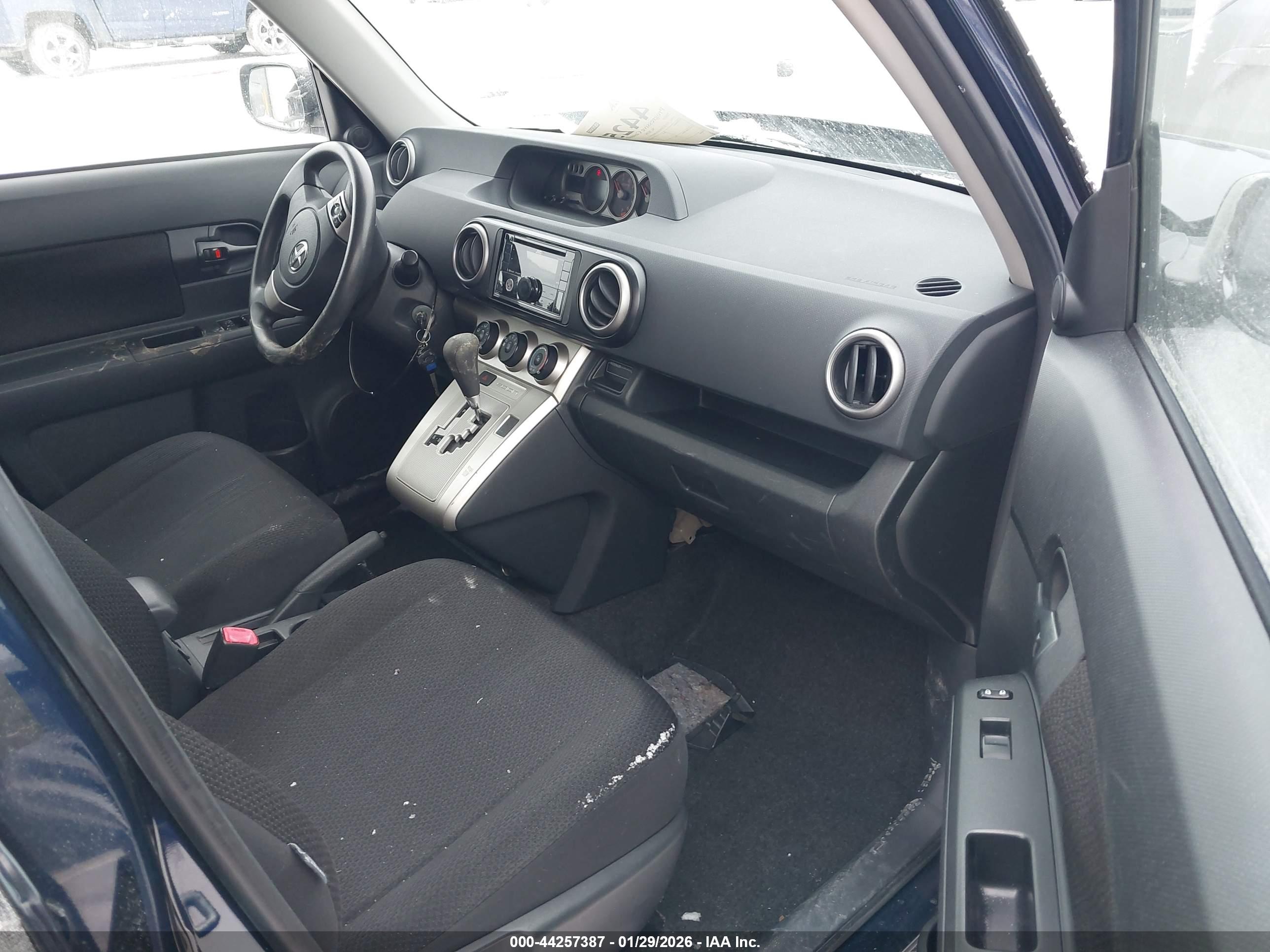 SCION XB image 5