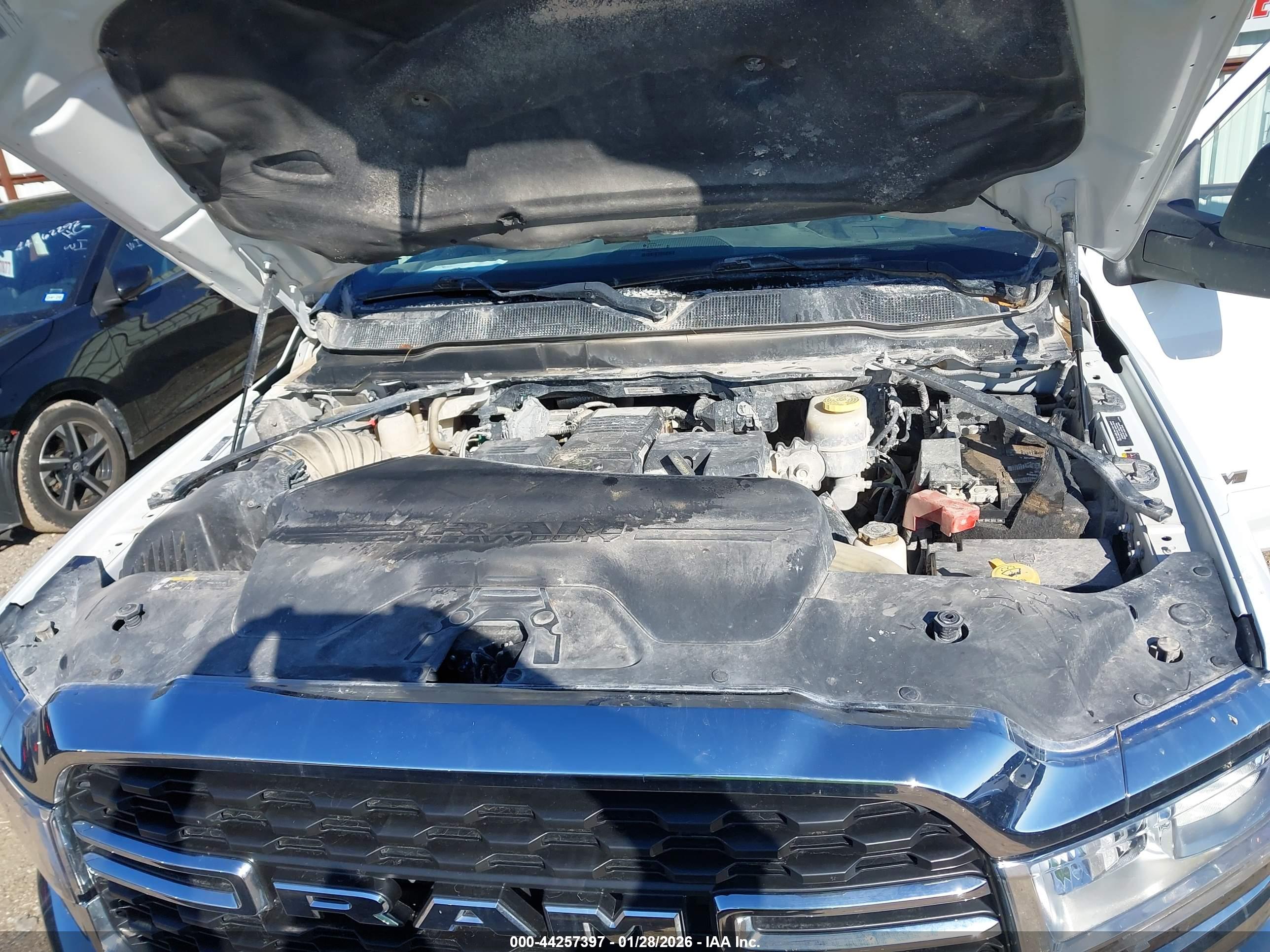 RAM 2500 image 10