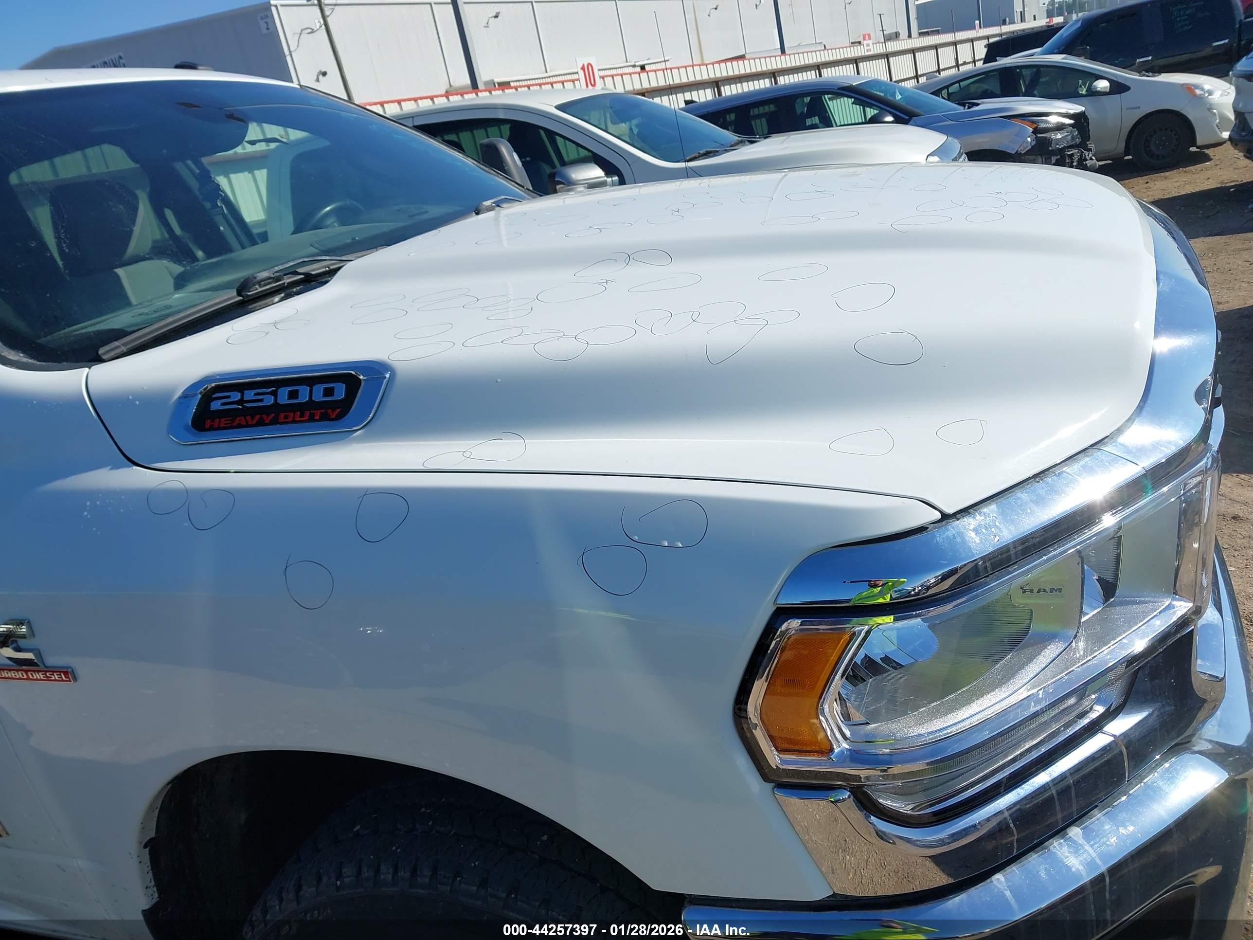 RAM 2500 image 6