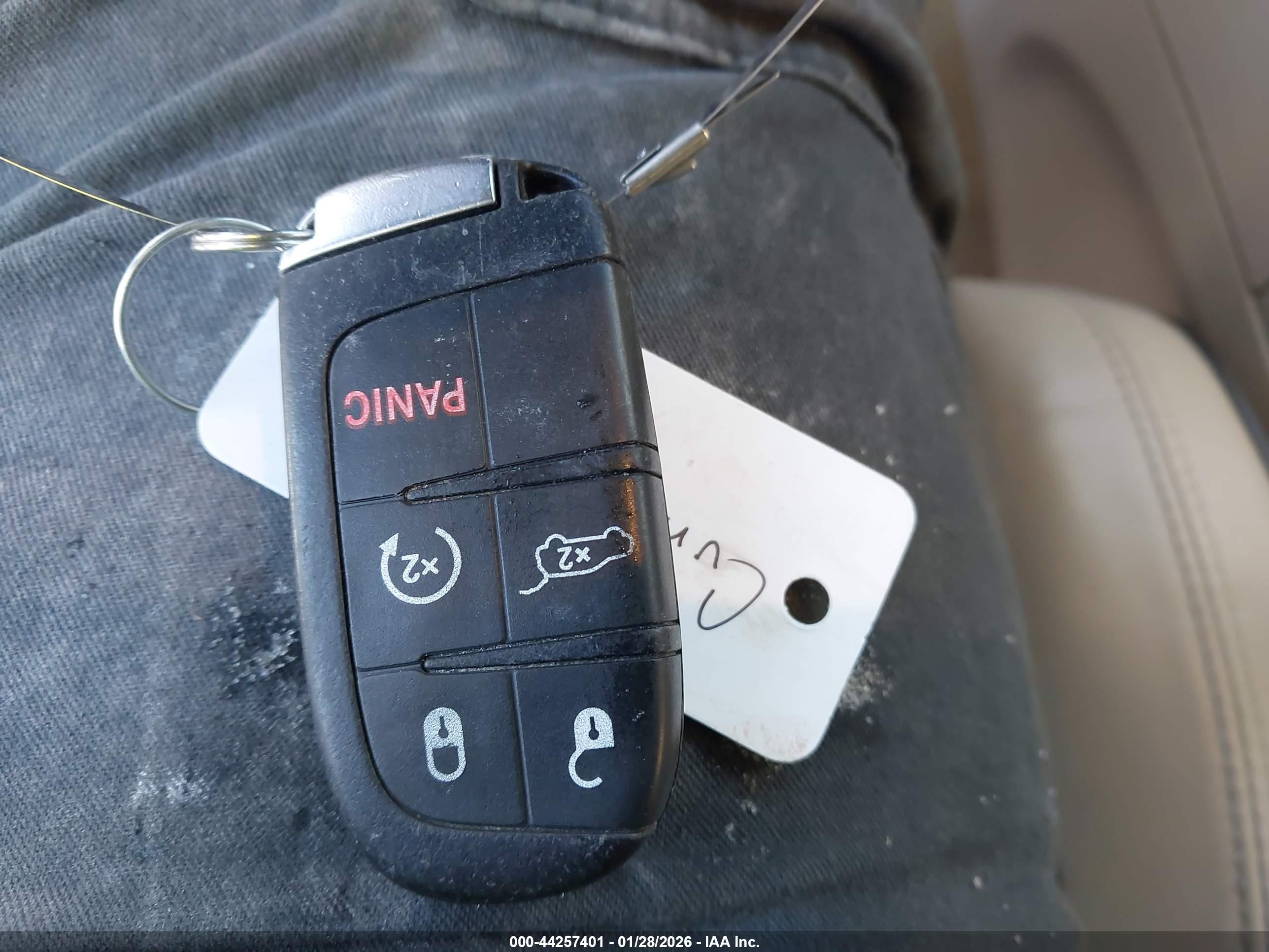 JEEP GRAND image 11