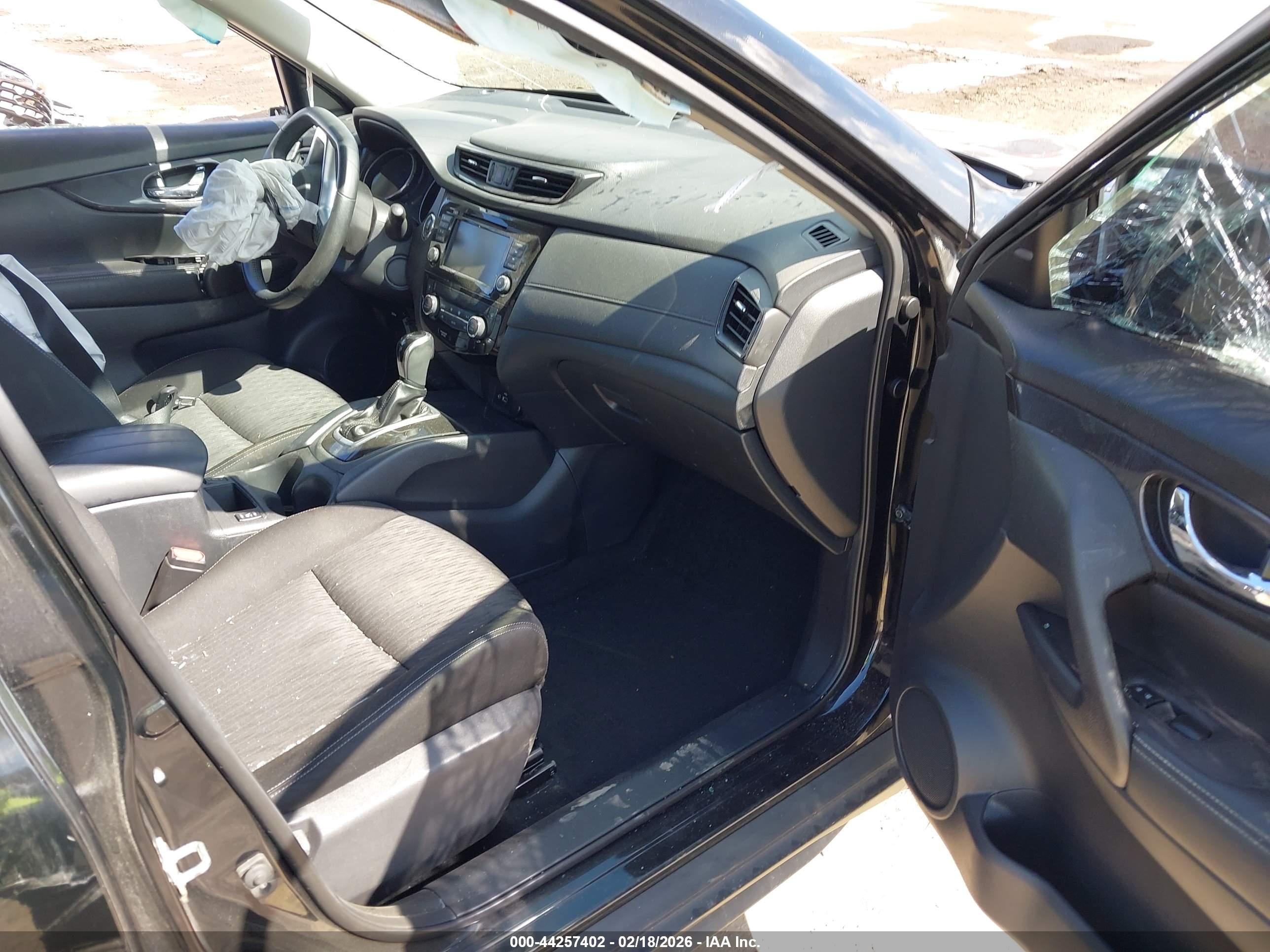 NISSAN ROGUE image 5