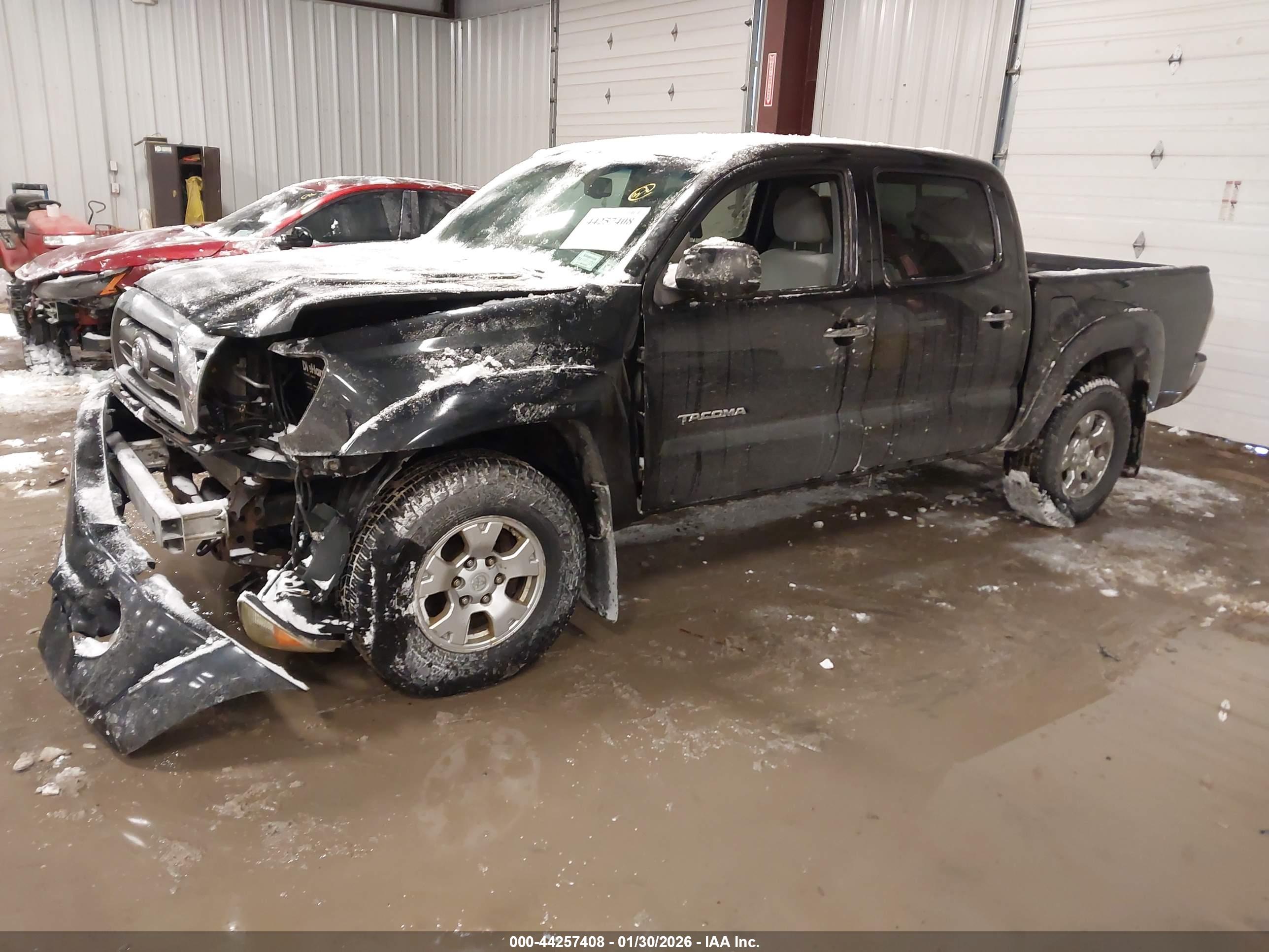 TOYOTA TACOMA image 2