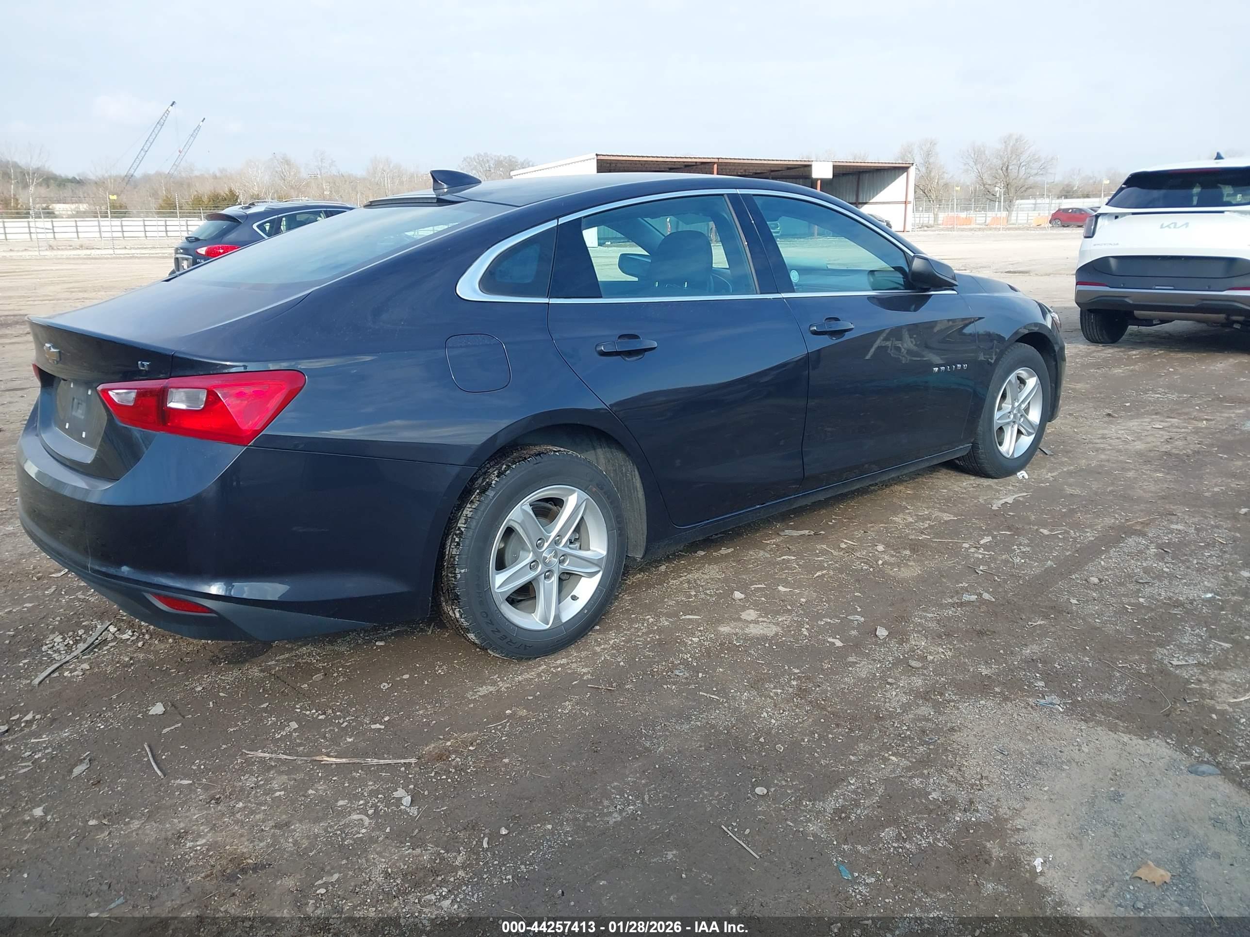 CHEVROLET MALIBU image 4