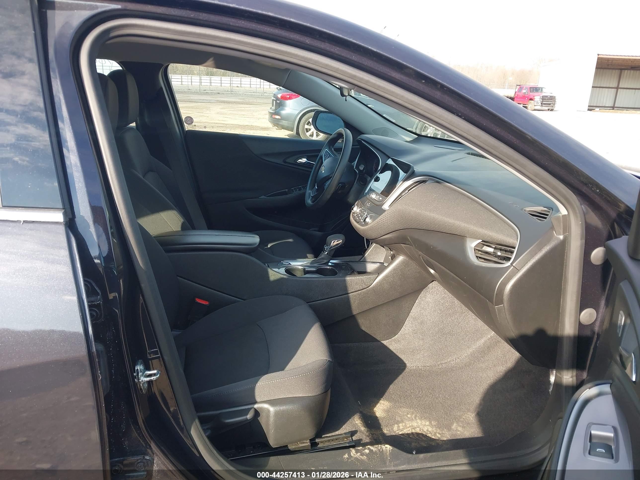 CHEVROLET MALIBU image 5