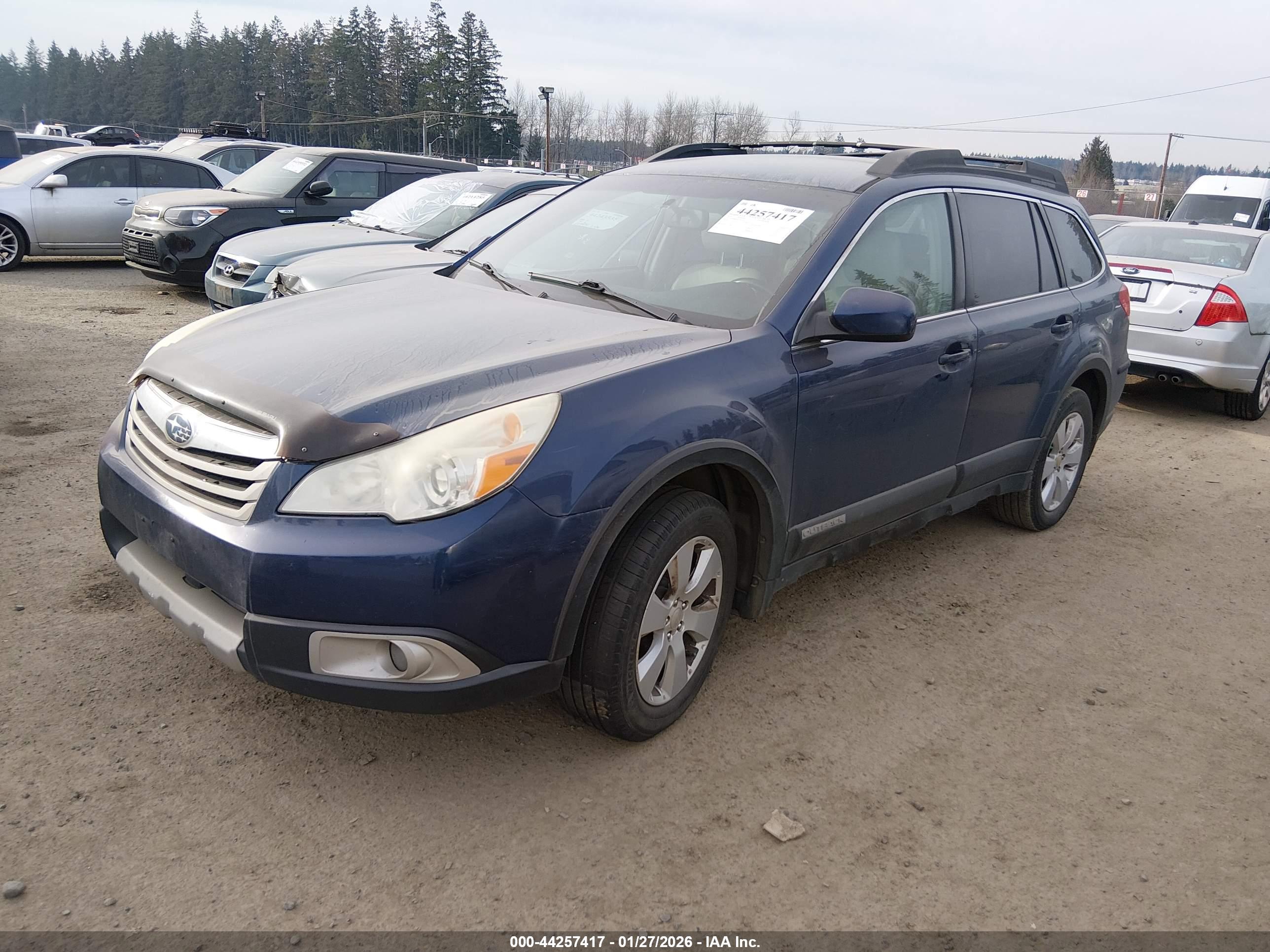 SUBARU OUTBACK image 2