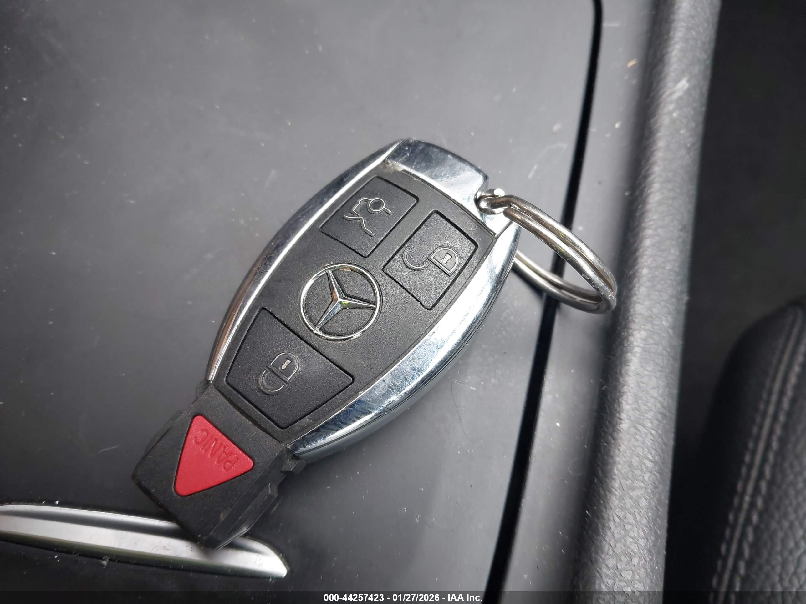 MERCEDES-BENZ CLA image 11